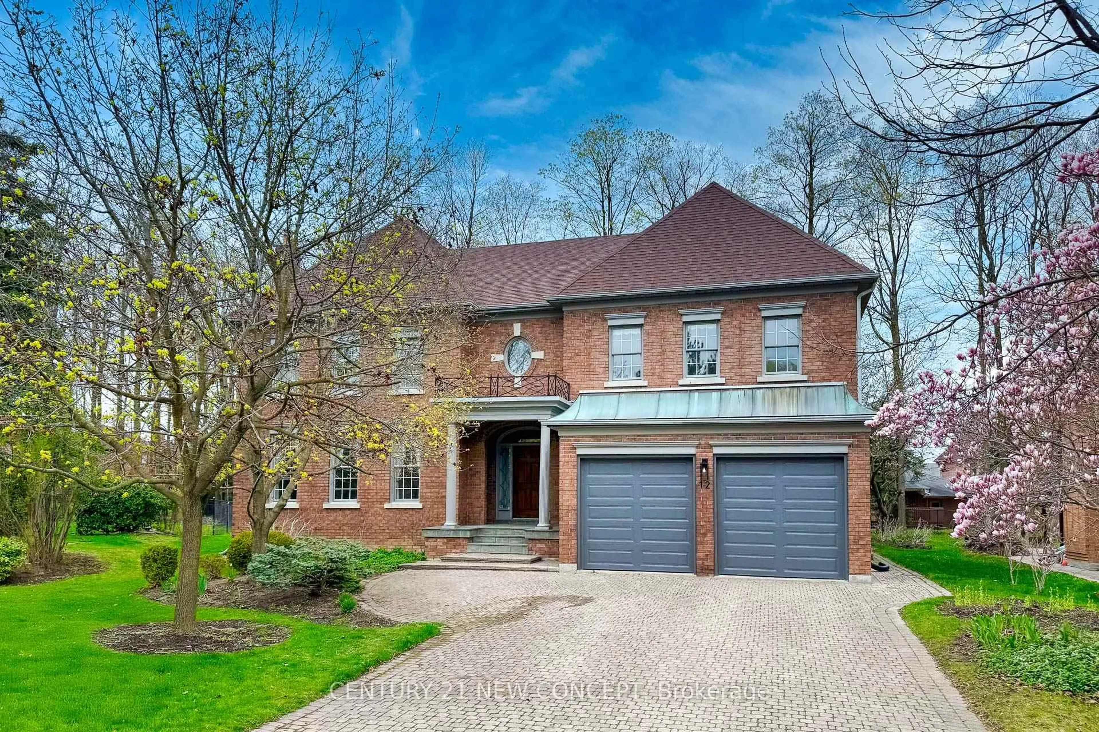 Home with brick exterior material, street for 12 Chaplin Crt, Richmond Hill Ontario L4B 2Y1
