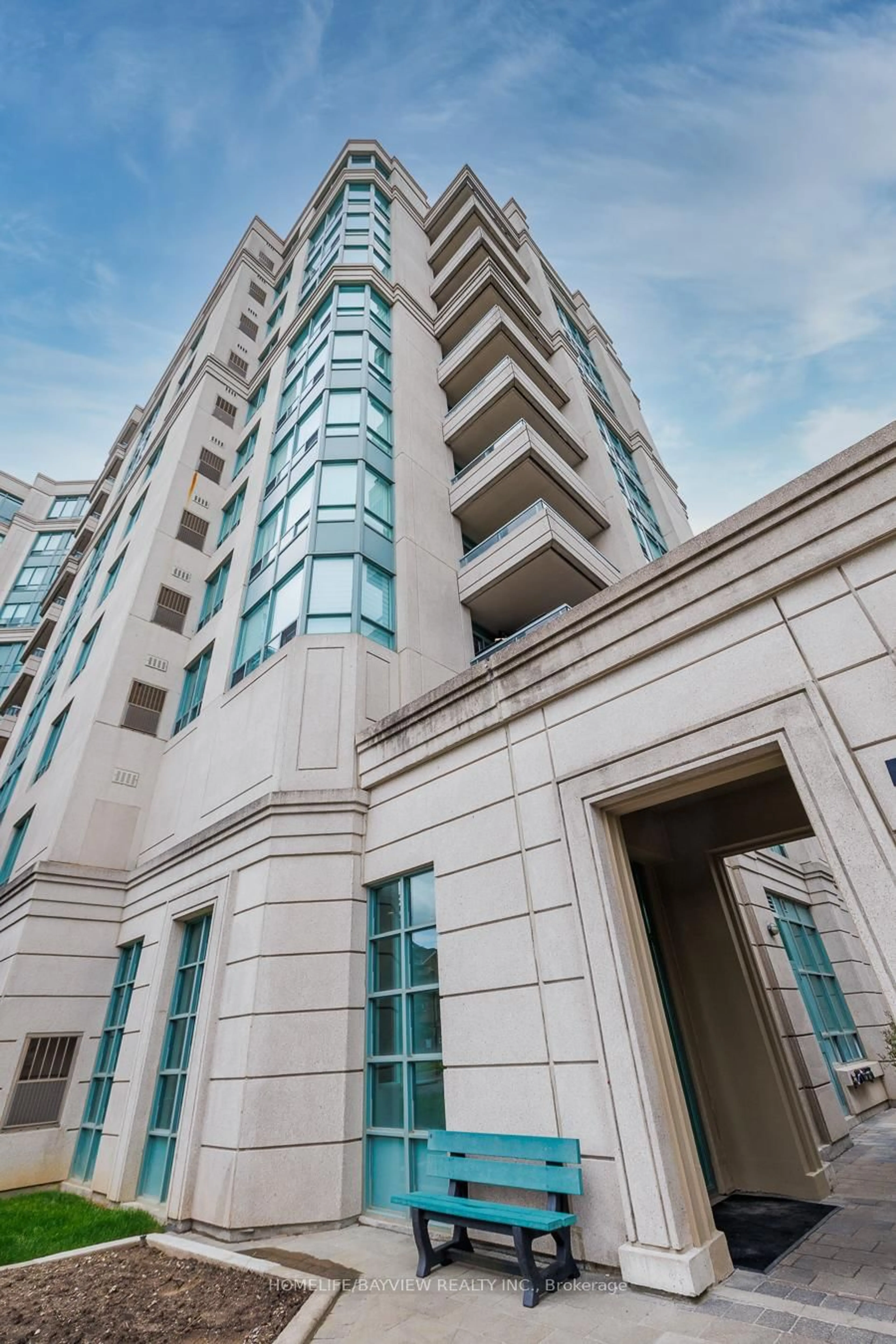 Indoor foyer for 5 Emerald Lane #703, Vaughan Ontario L4J 8P7