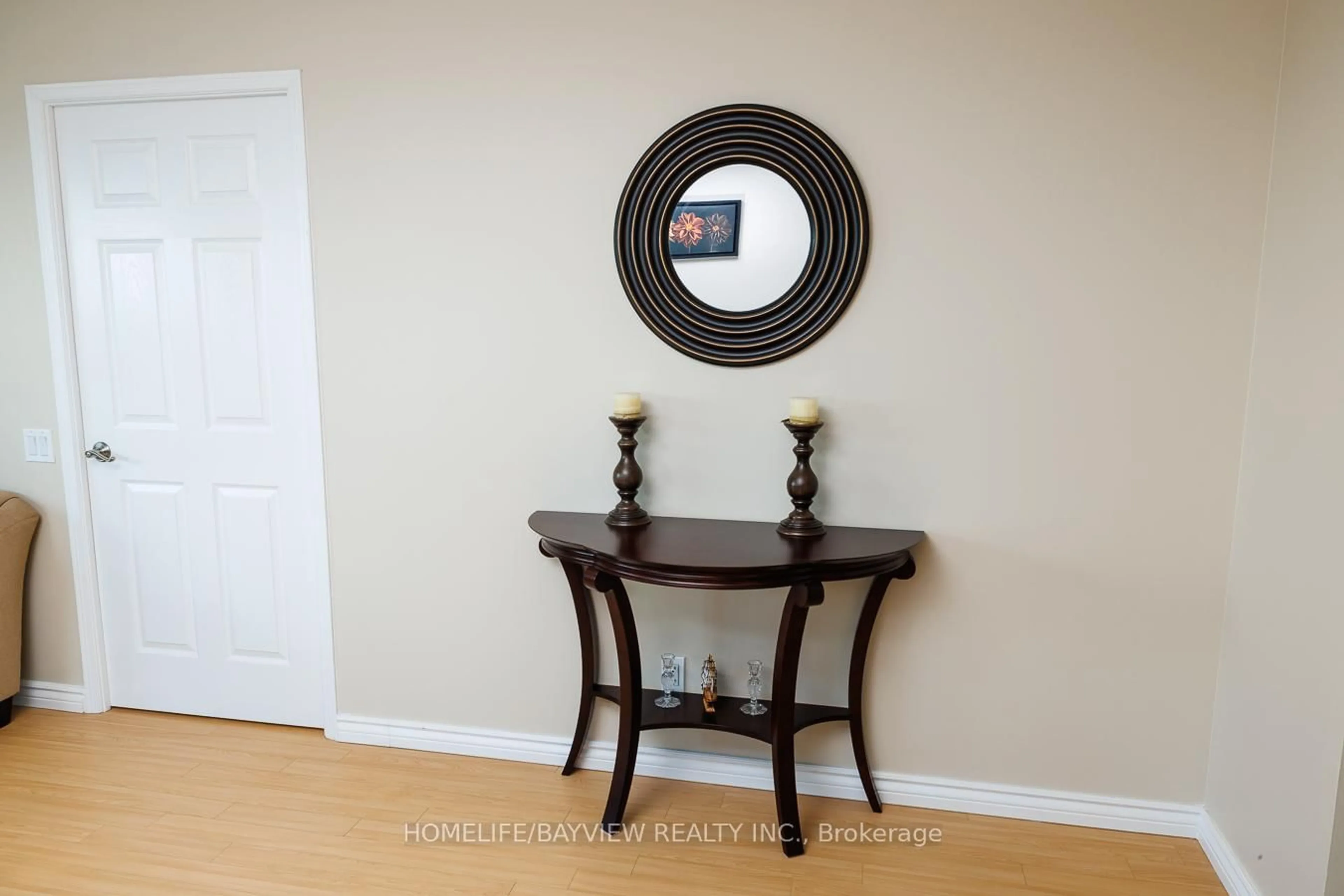 Indoor entryway for 5 Emerald Lane #703, Vaughan Ontario L4J 8P7