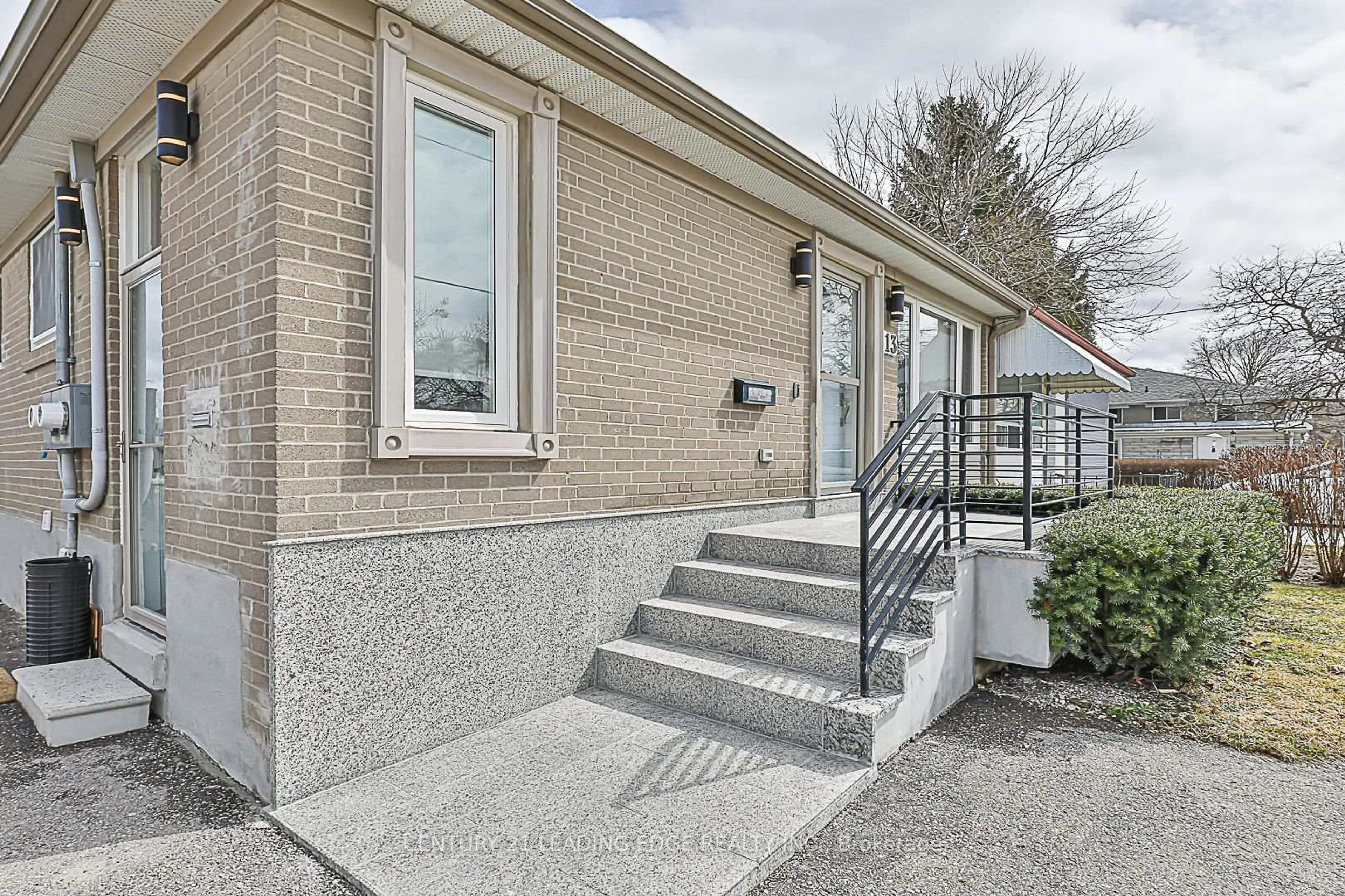 Home with brick exterior material, street for 13 Richardson Dr, Aurora Ontario L4G 1Y9