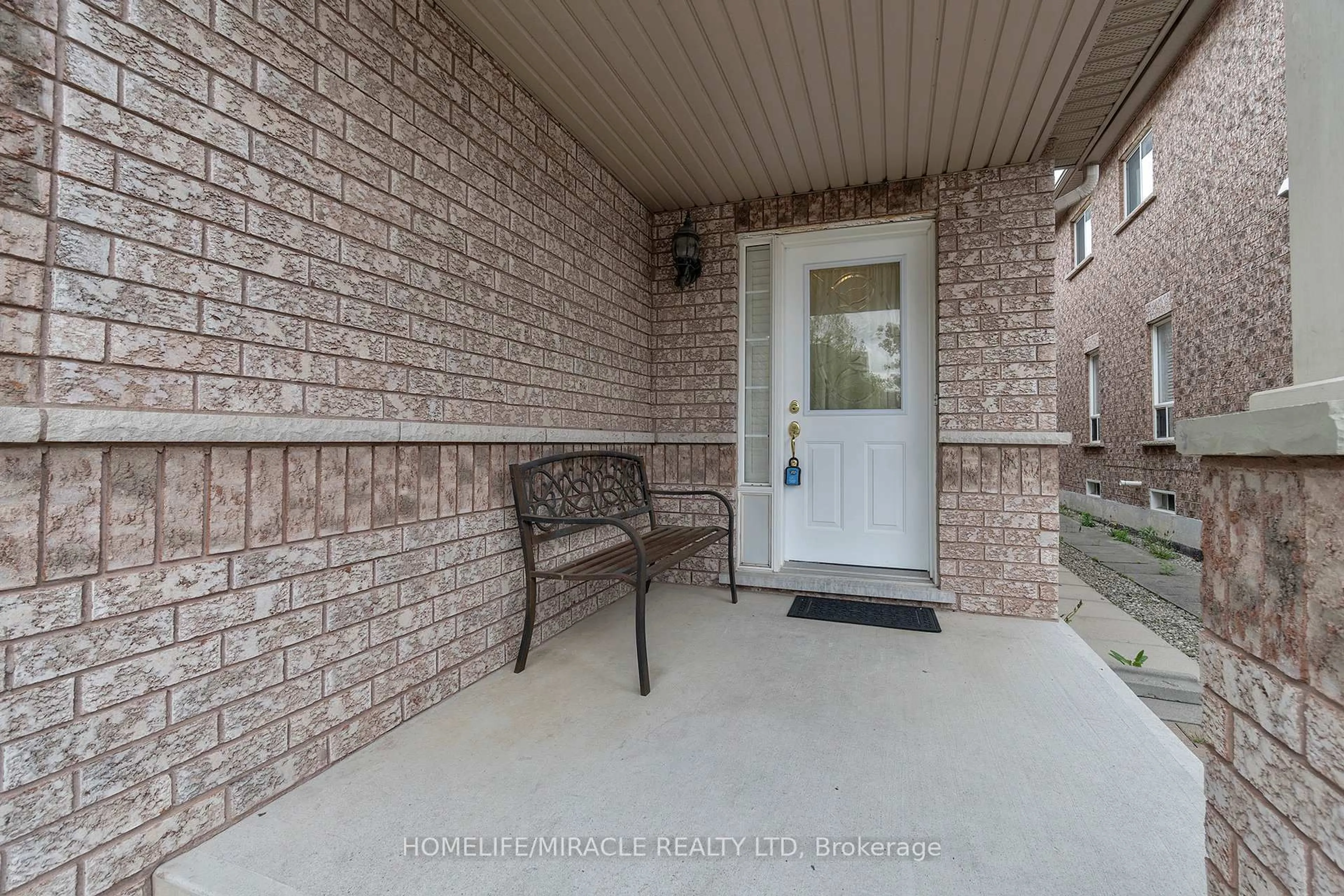 Unknown for 61 Deepsprings Cres, Vaughan Ontario L6A 3L7