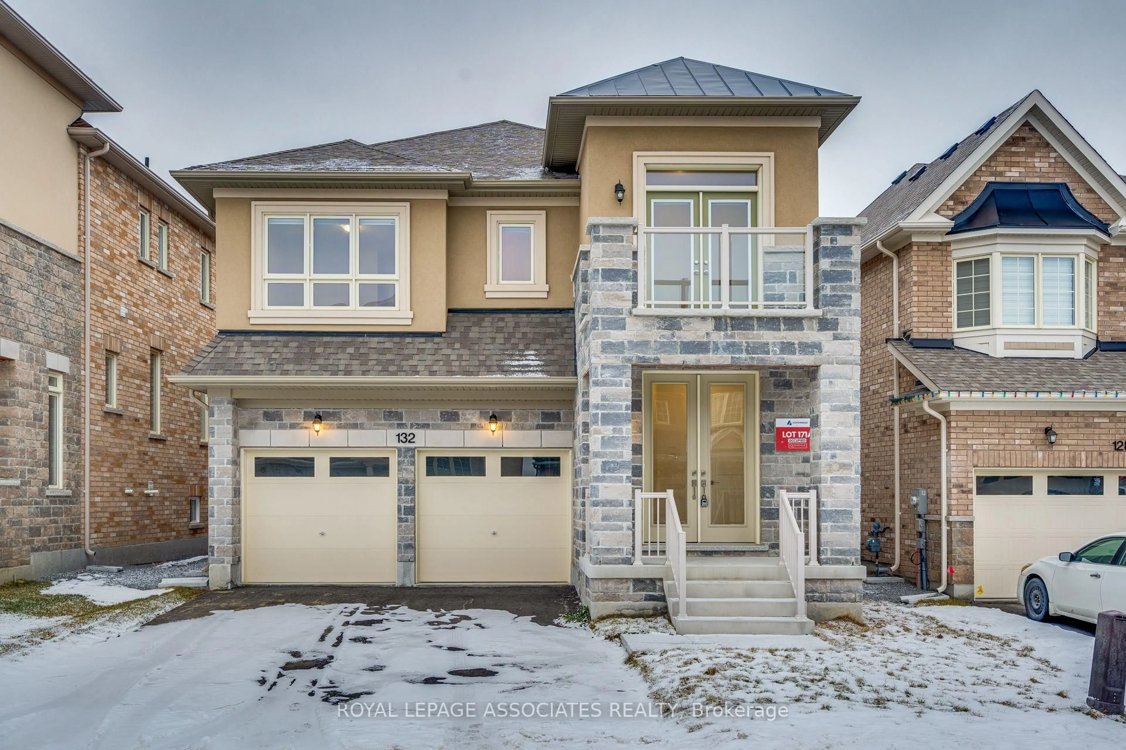 Home with brick exterior material, street for 132 Frederick Pearson St, East Gwillimbury Ontario L9N 0R8