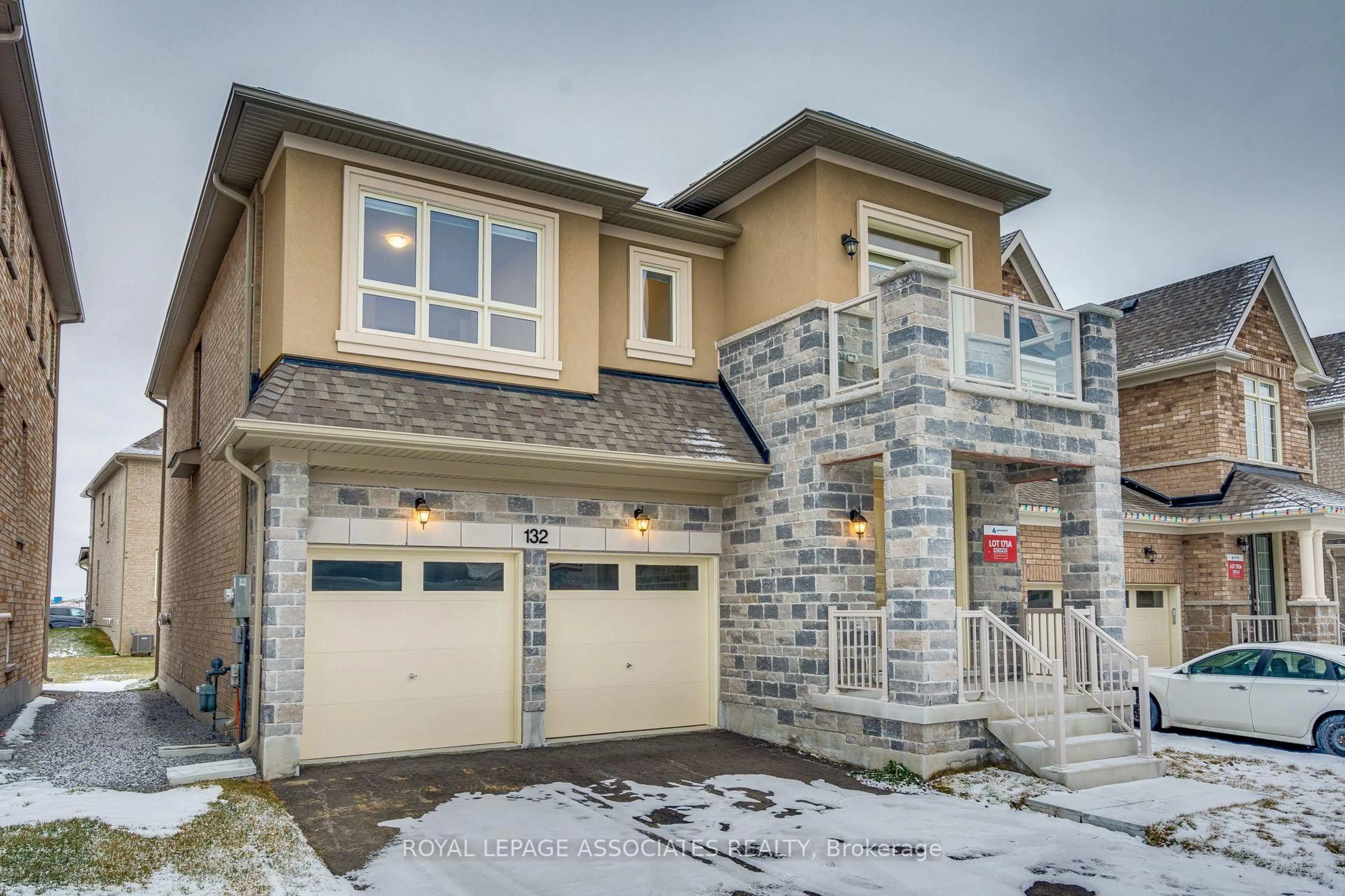 Home with brick exterior material, street for 132 Frederick Pearson St, East Gwillimbury Ontario L9N 0R8