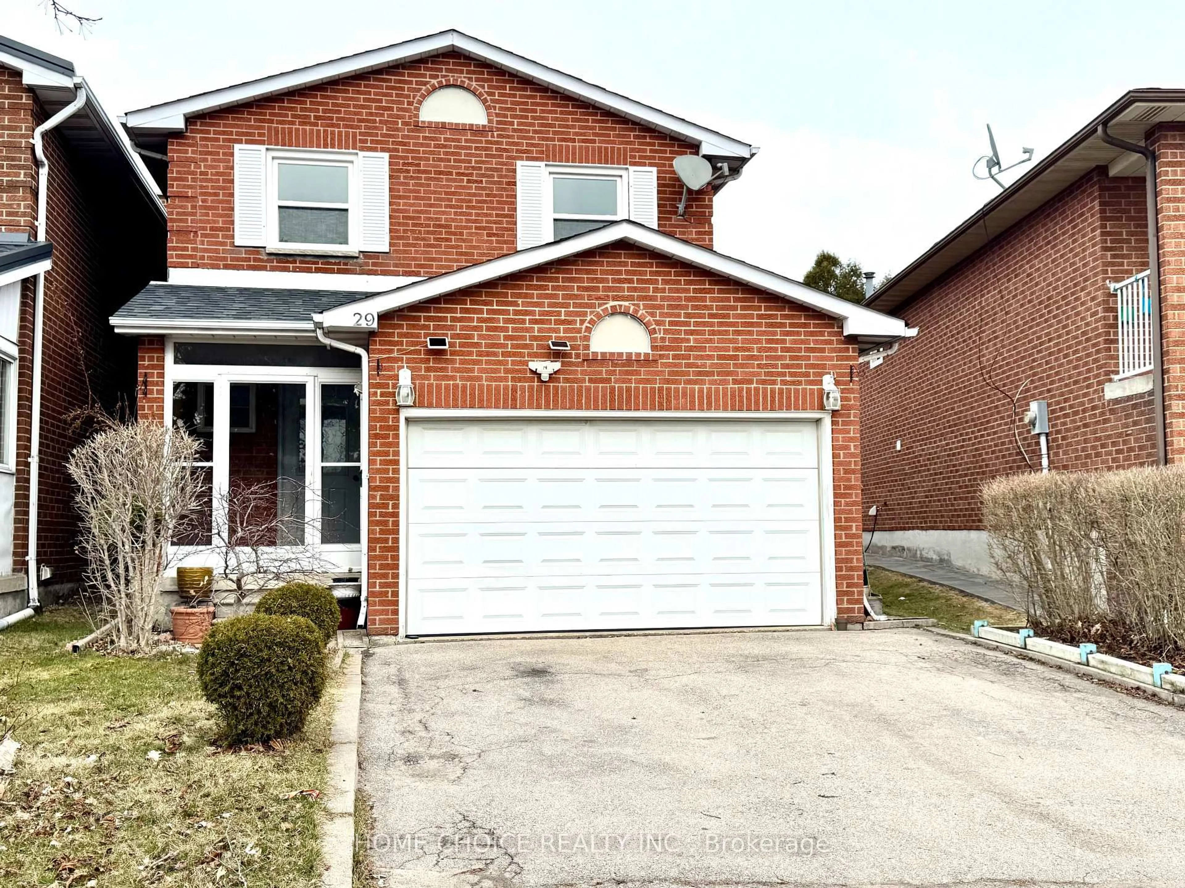 Home with brick exterior material, street for 29 Cog Hill Dr, Vaughan Ontario L4K 1M6