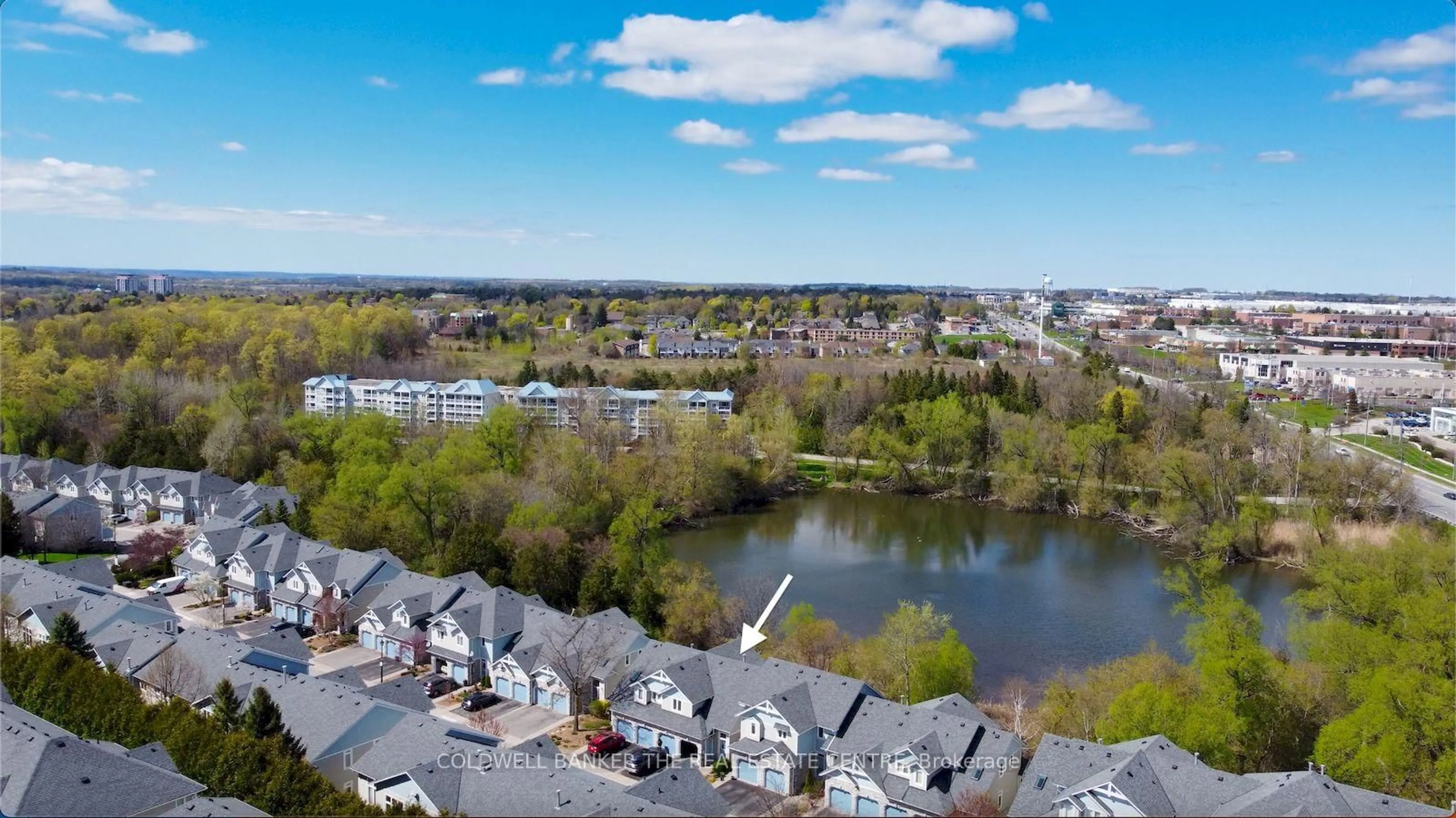 A pic from outside/outdoor area/front of a property/back of a property/a pic from drone, water/lake/river/ocean view for 991 On Bogart Circ #8, Newmarket Ontario L3Y 8T4