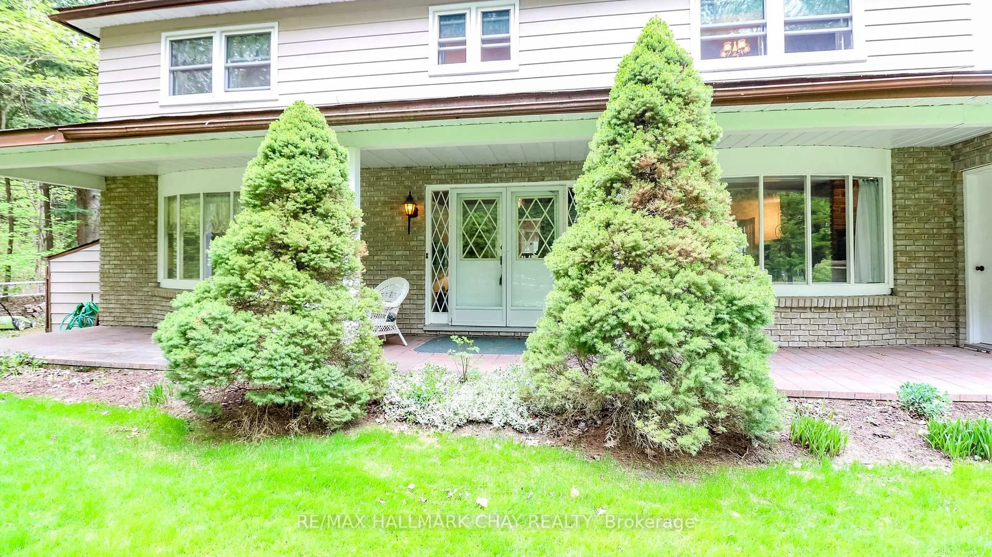 Indoor entryway for 3308 Liah Lane, Innisfil Ontario L9S 2B4