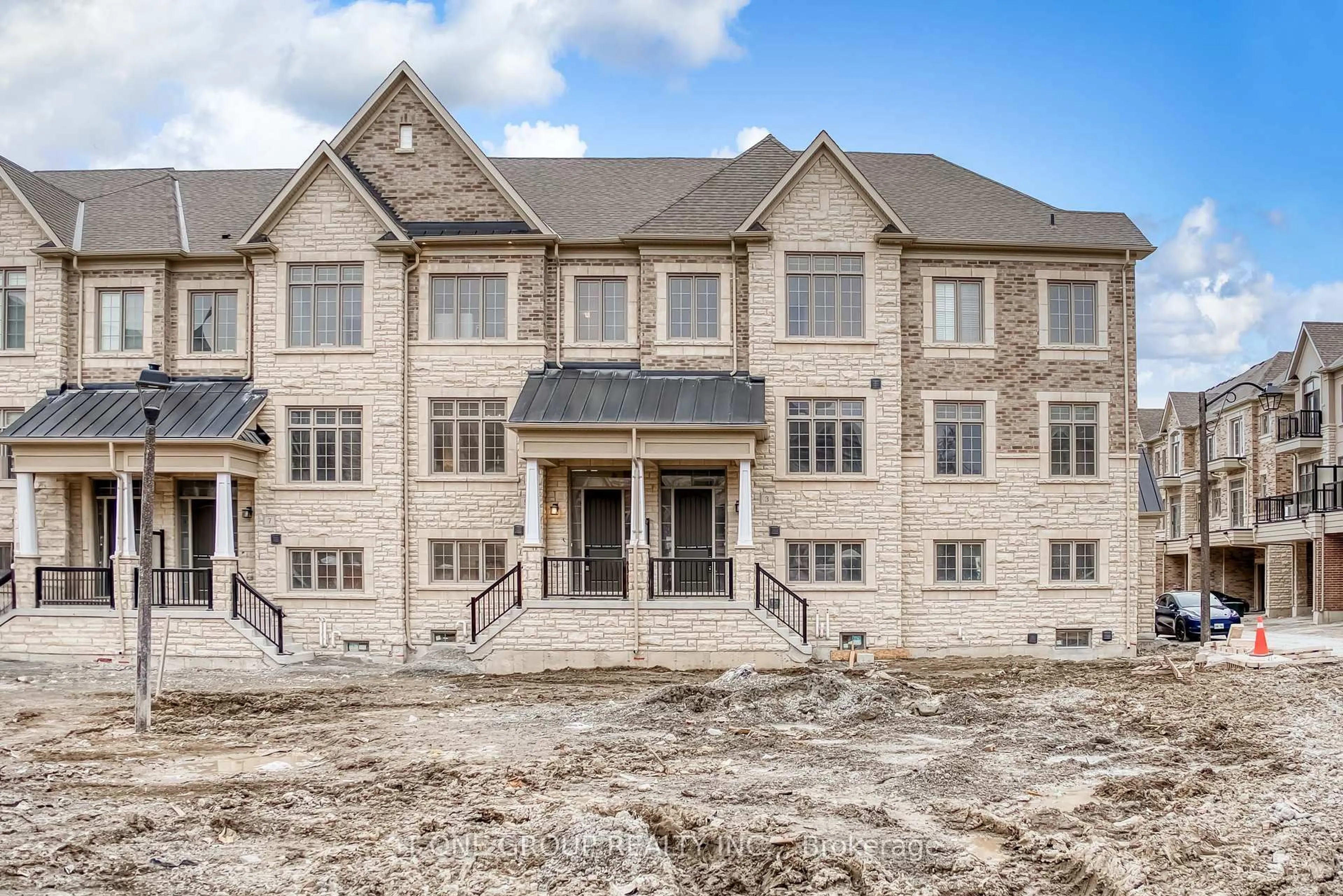 Unknown for 5 Silvermills Lane, Markham Ontario L6C 3L5