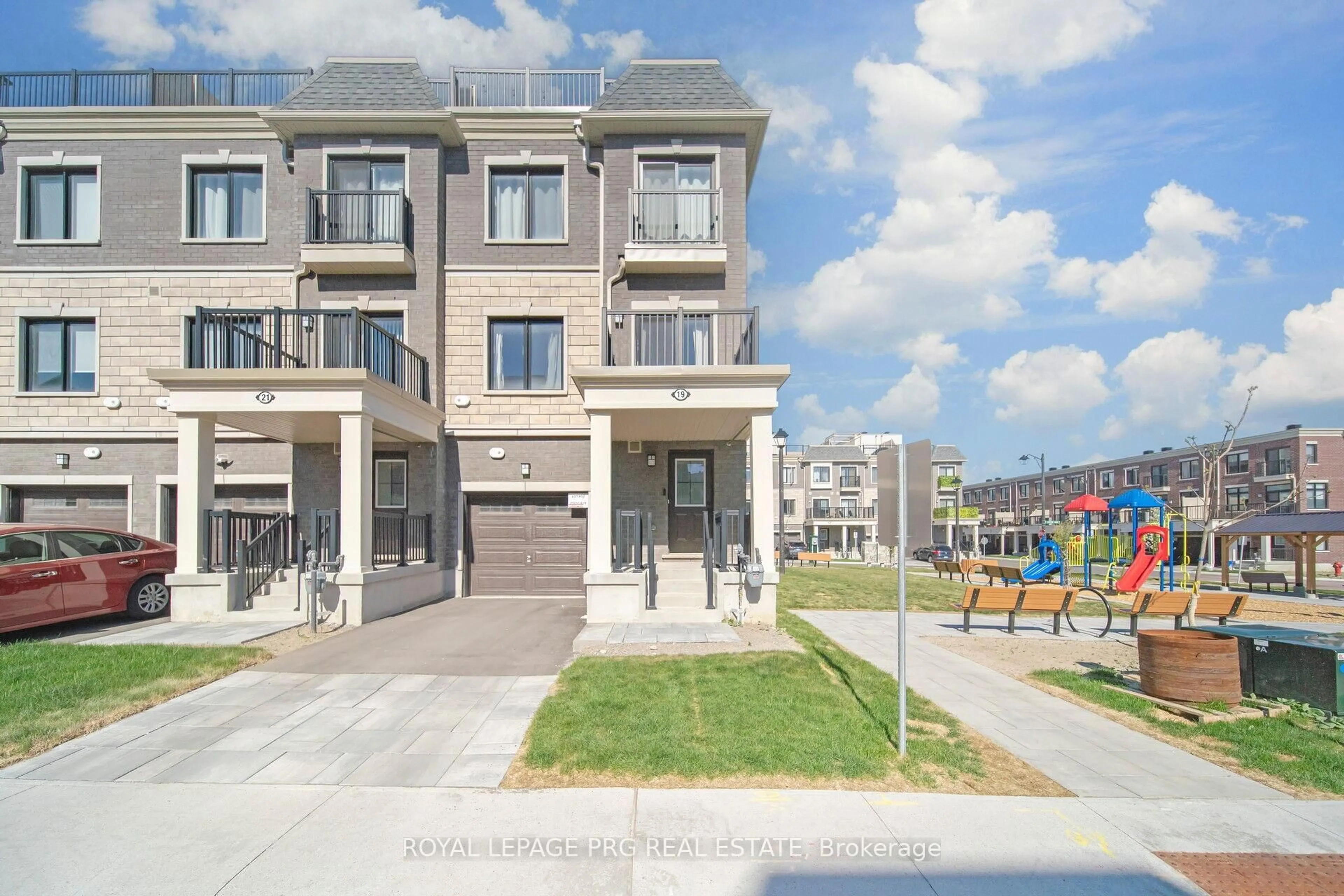 Unknown for 19 Sunbury Lane, Whitchurch-Stouffville Ontario L4A 7X5