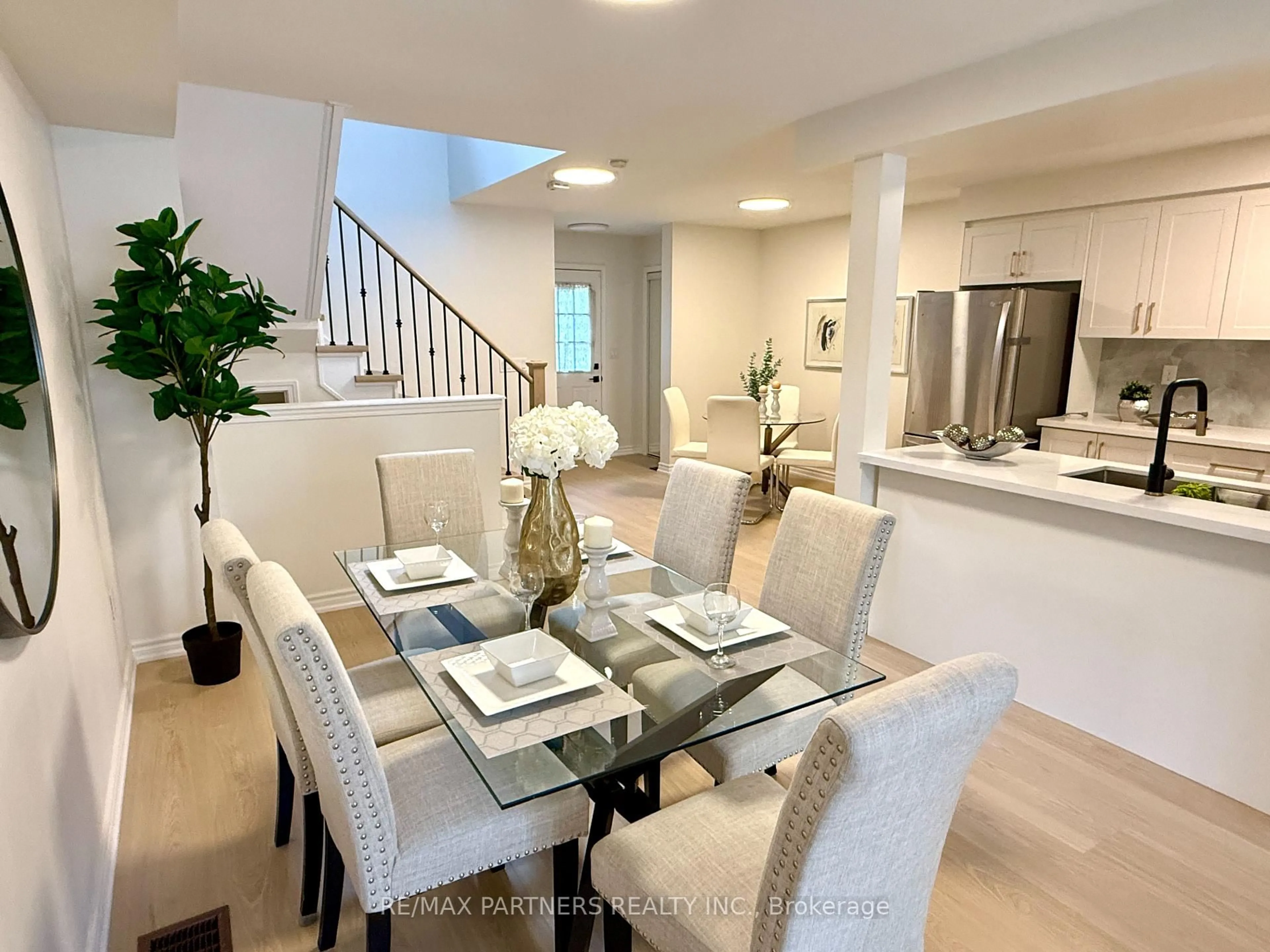 Unknown for 516 Bur Oak Ave, Markham Ontario L6C 3A9