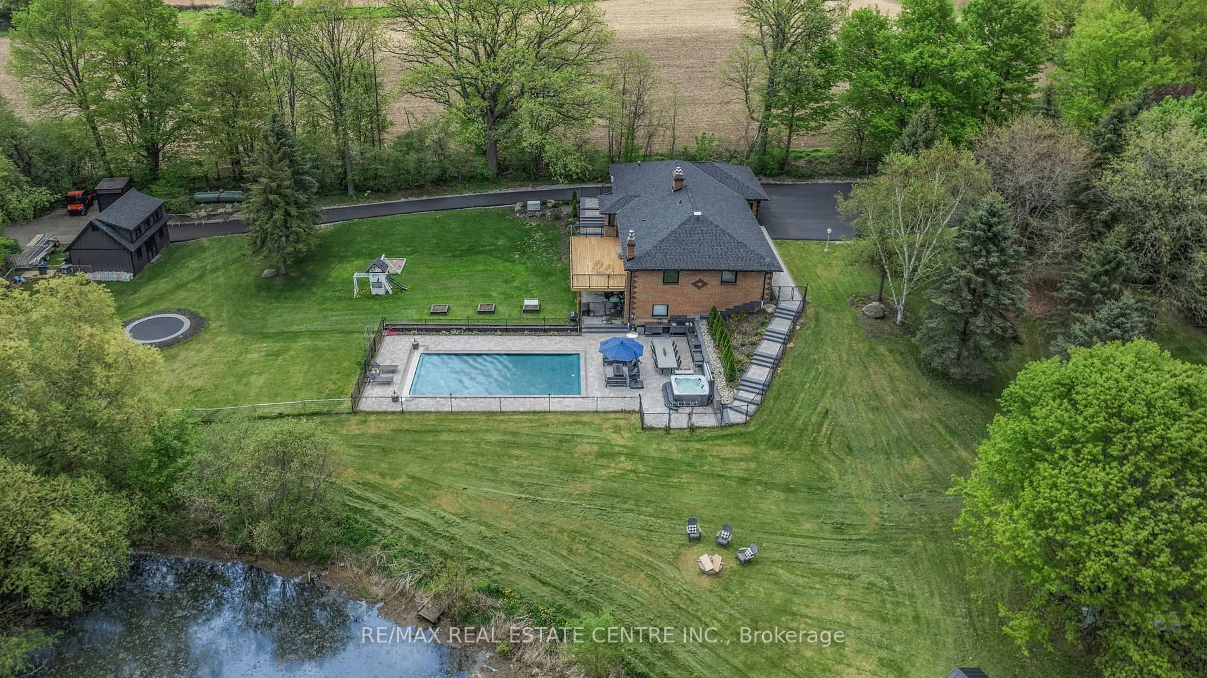 A pic from outside/outdoor area/front of a property/back of a property/a pic from drone, water/lake/river/ocean view for 17365 10th Concession, King Ontario L0G 1T0