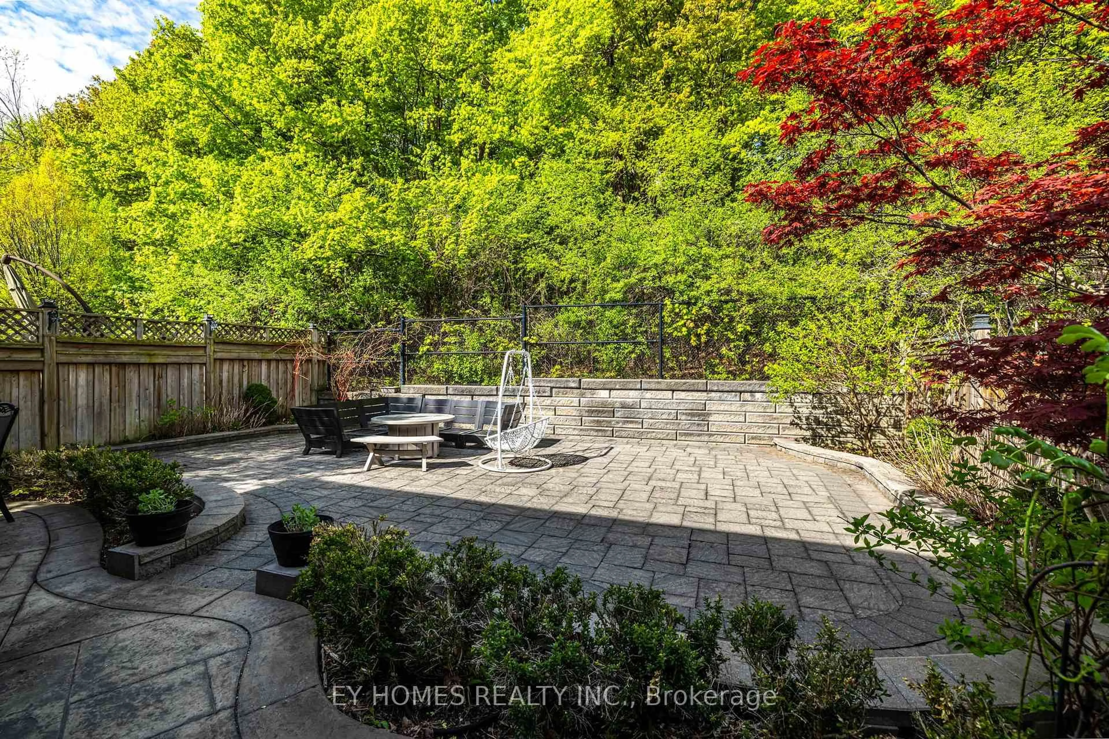 Patio, street for 50 Schuster Lane, Vaughan Ontario L4J 8Y7