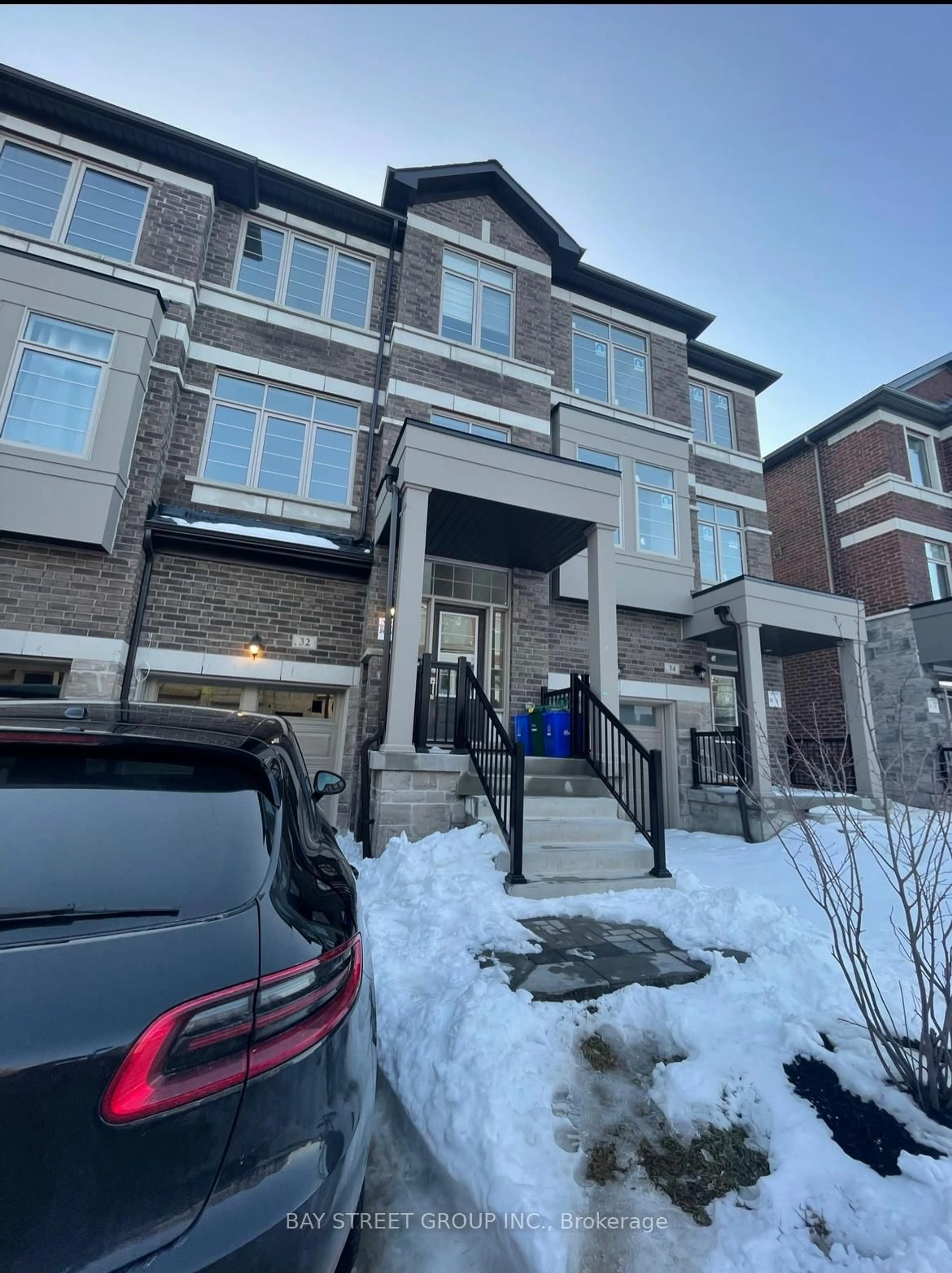 Unknown for 32 Sissons Way, Markham Ontario L6B 1R2