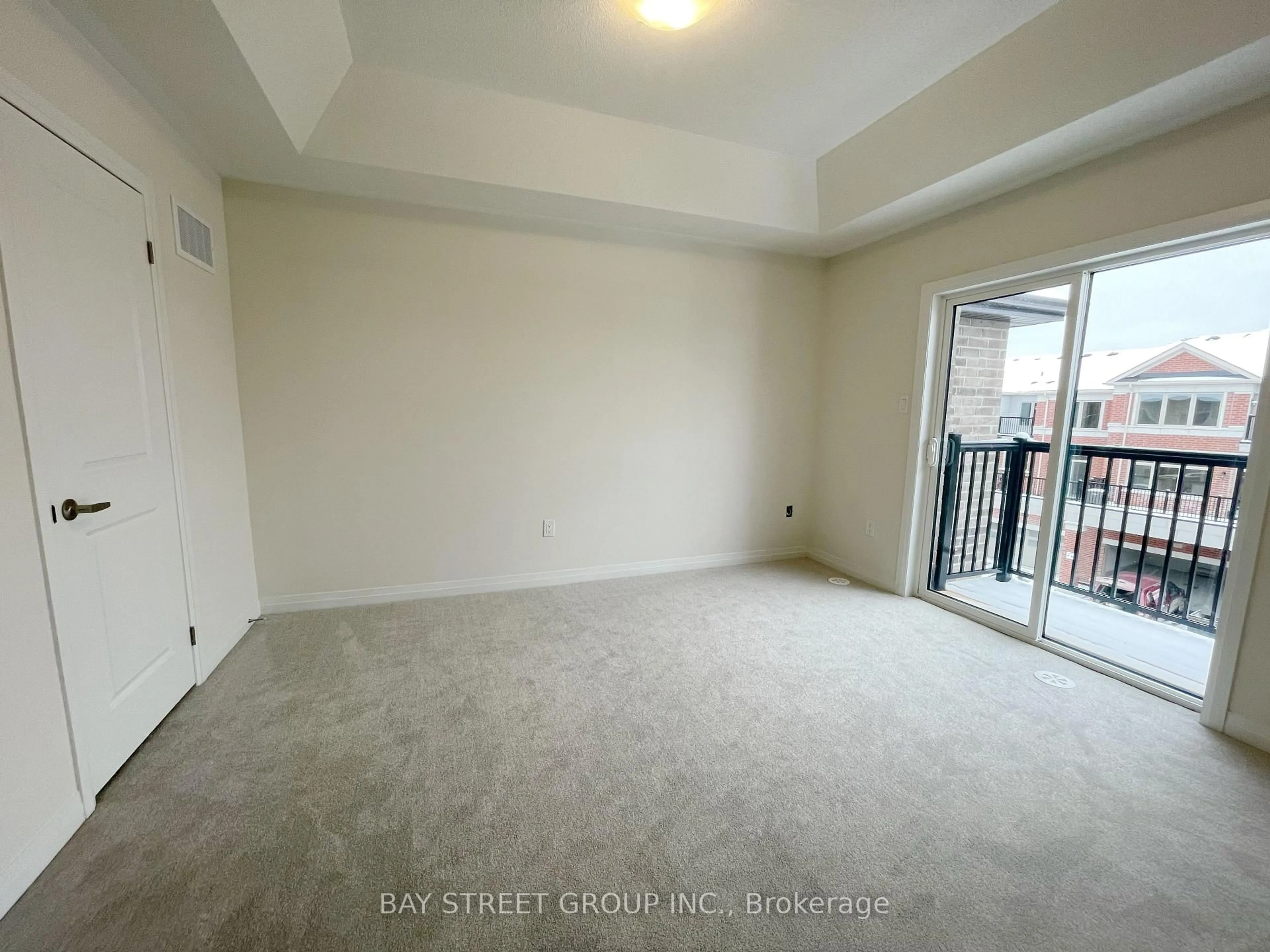 A pic of a room for 32 Sissons Way, Markham Ontario L6B 1R2