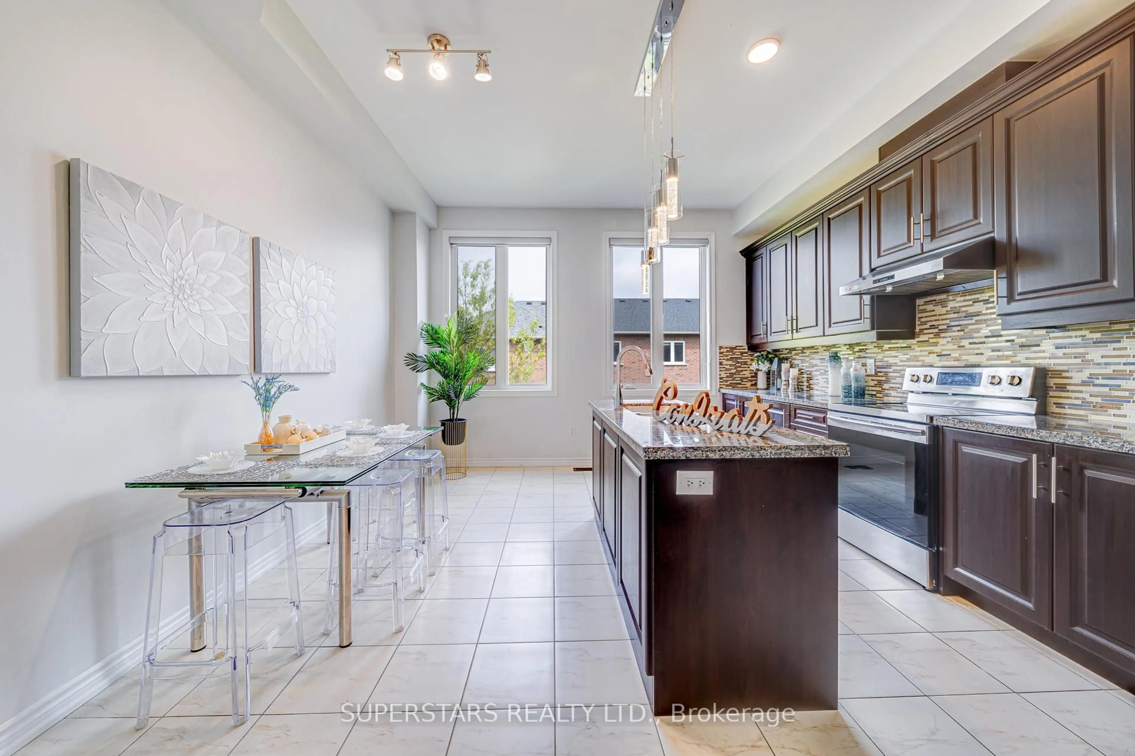 Open concept kitchen, ceramic/tile floor for 6 Hyderabad Lane, Markham Ontario L6E 0T8