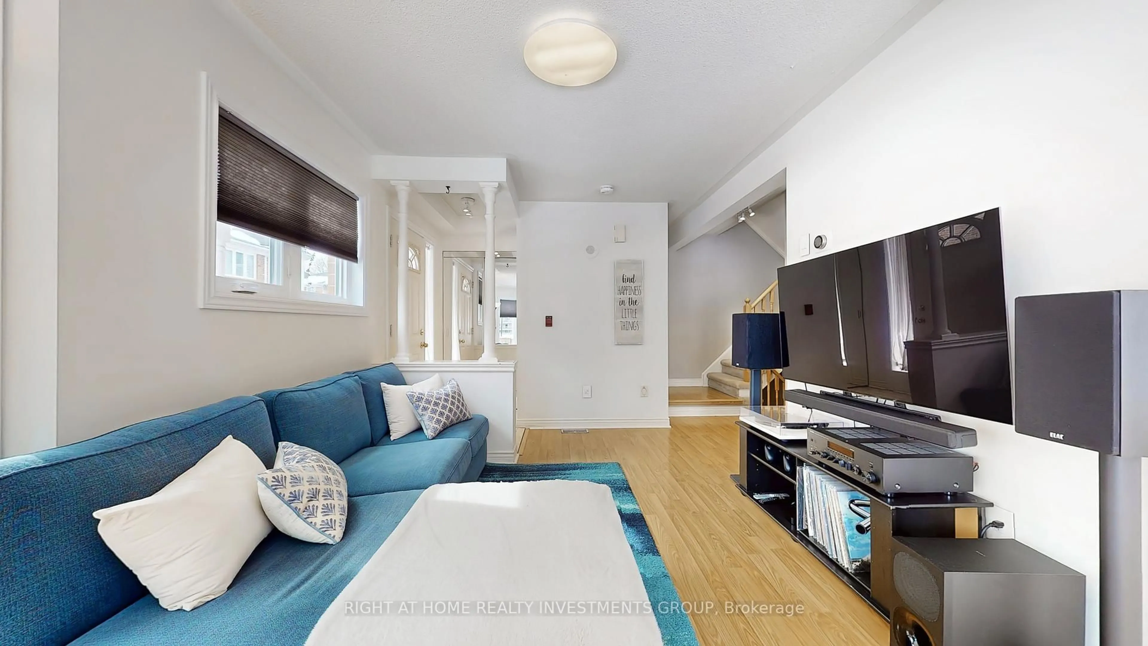 Living room with furniture, unknown for 18 Clark Ave #157, Vaughan Ontario L4J 8H1