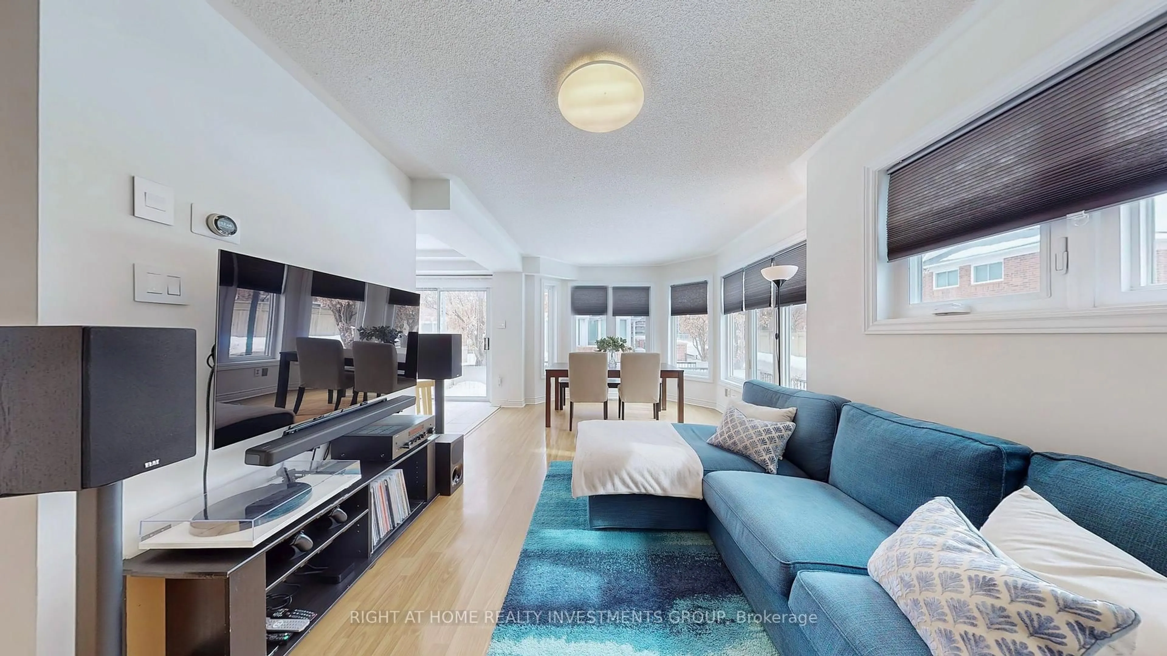 Unknown for 18 Clark Ave #157, Vaughan Ontario L4J 8H1