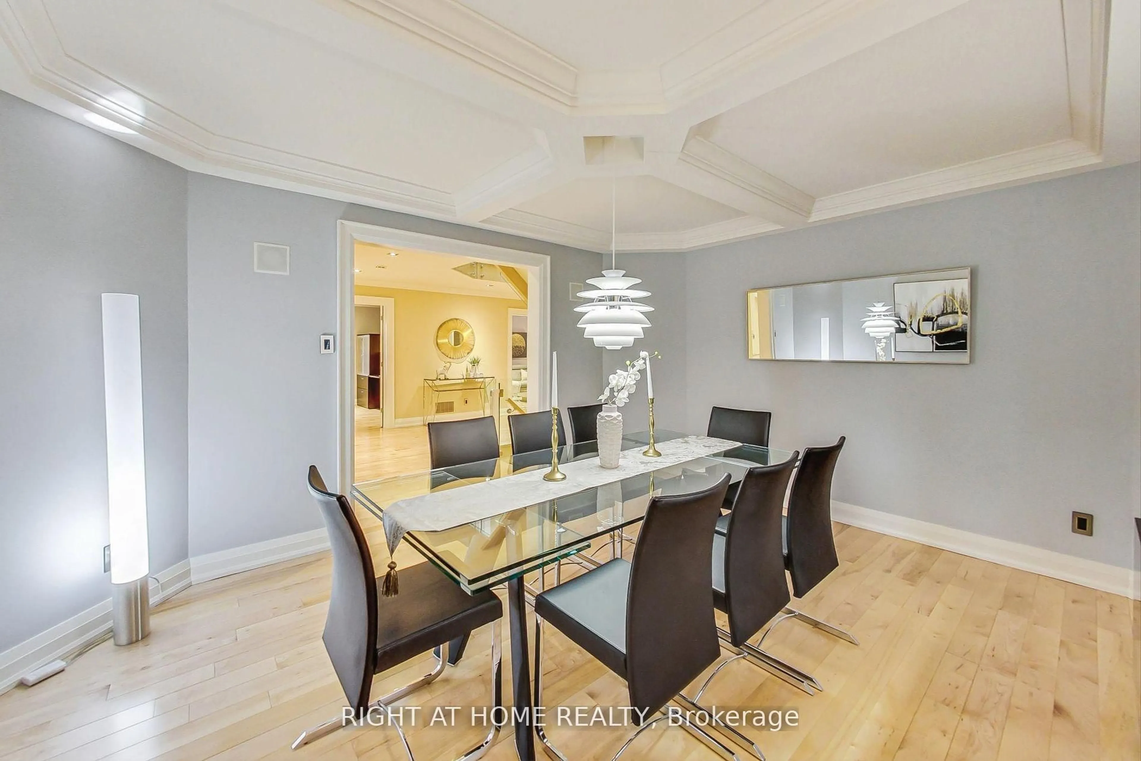 Dining room, unknown for 19 Cantex Crt, Richmond Hill Ontario L4S 1B1