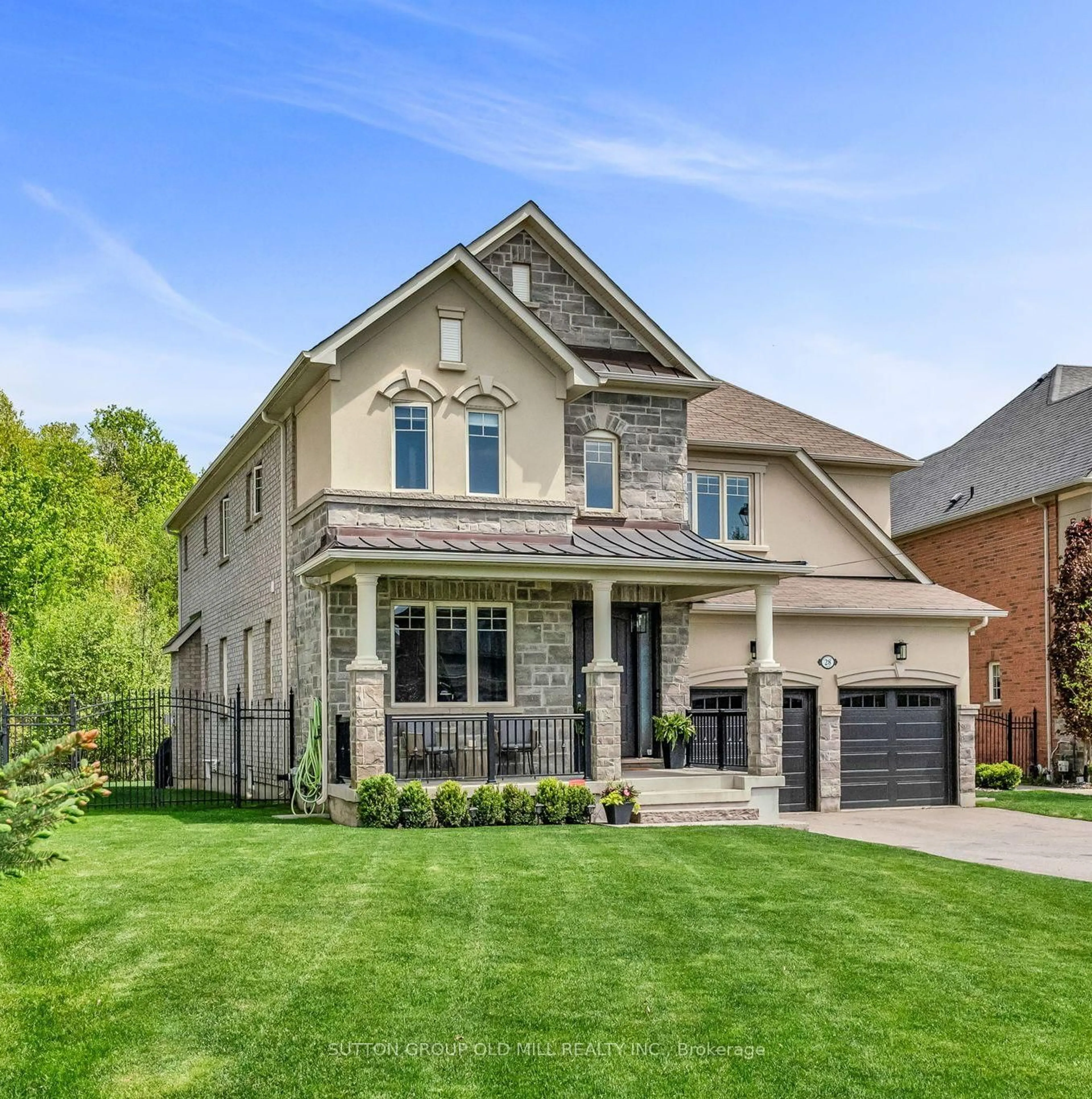 Home with brick exterior material, street for 28 Wedgeport Crt, King Ontario L0G 1N0