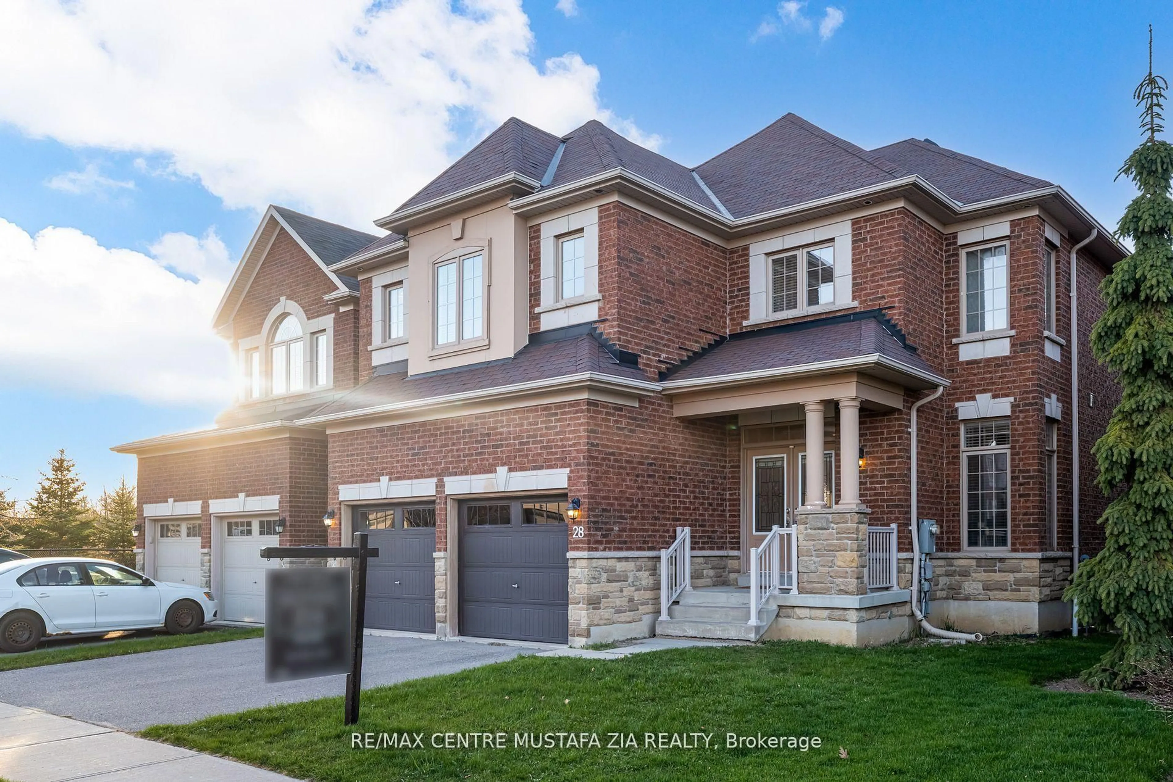 Home with brick exterior material, street for 28 Rossini Dr, Richmond Hill Ontario L4E 0R5