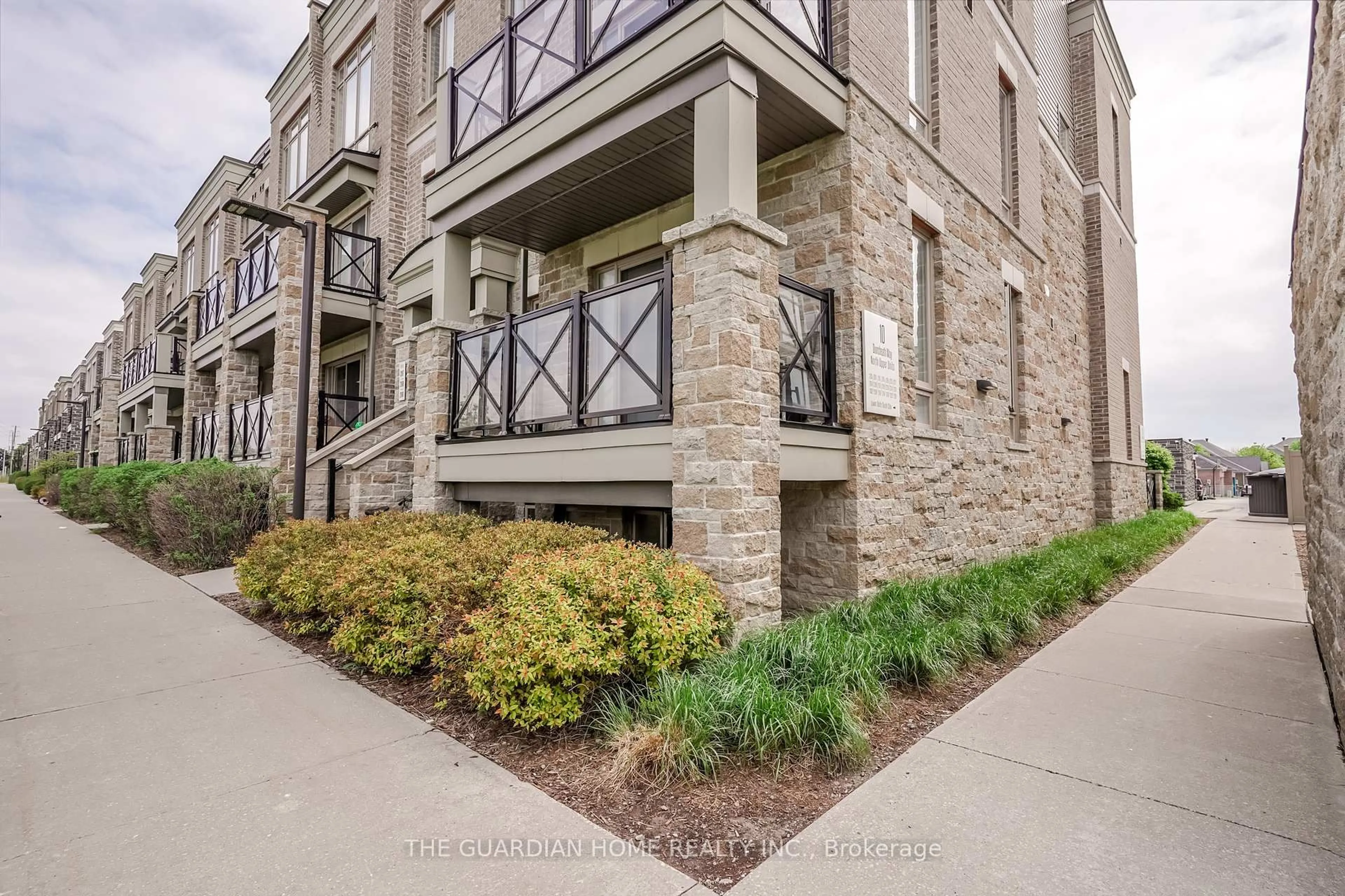 Unknown for 10 Dunsheath Way #202, Markham Ontario L6B 1N3