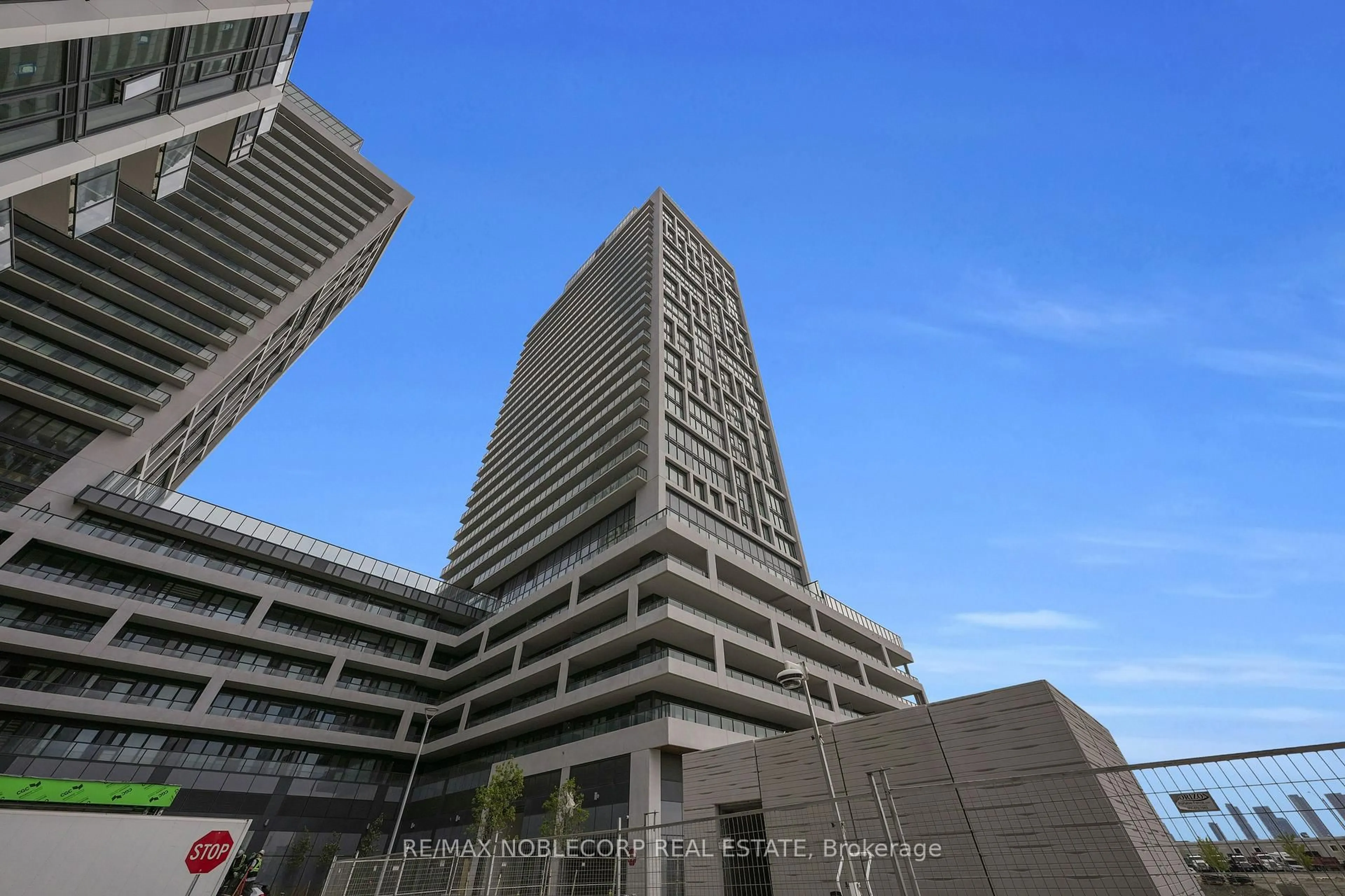 Unknown for 8960 Jane St #2107, Vaughan Ontario L4K 2M9