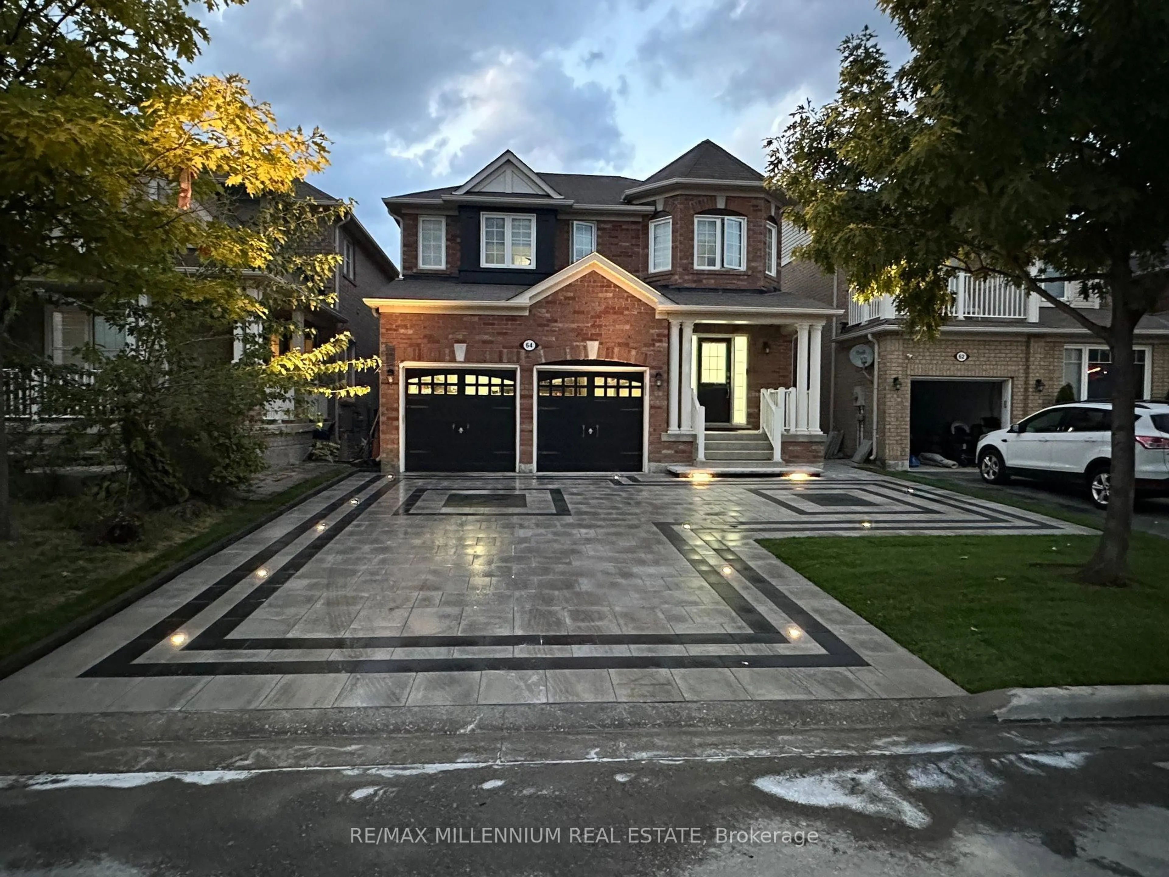 Home with brick exterior material, street for 64 Williamson Family Hllw, Newmarket Ontario L3X 3K2