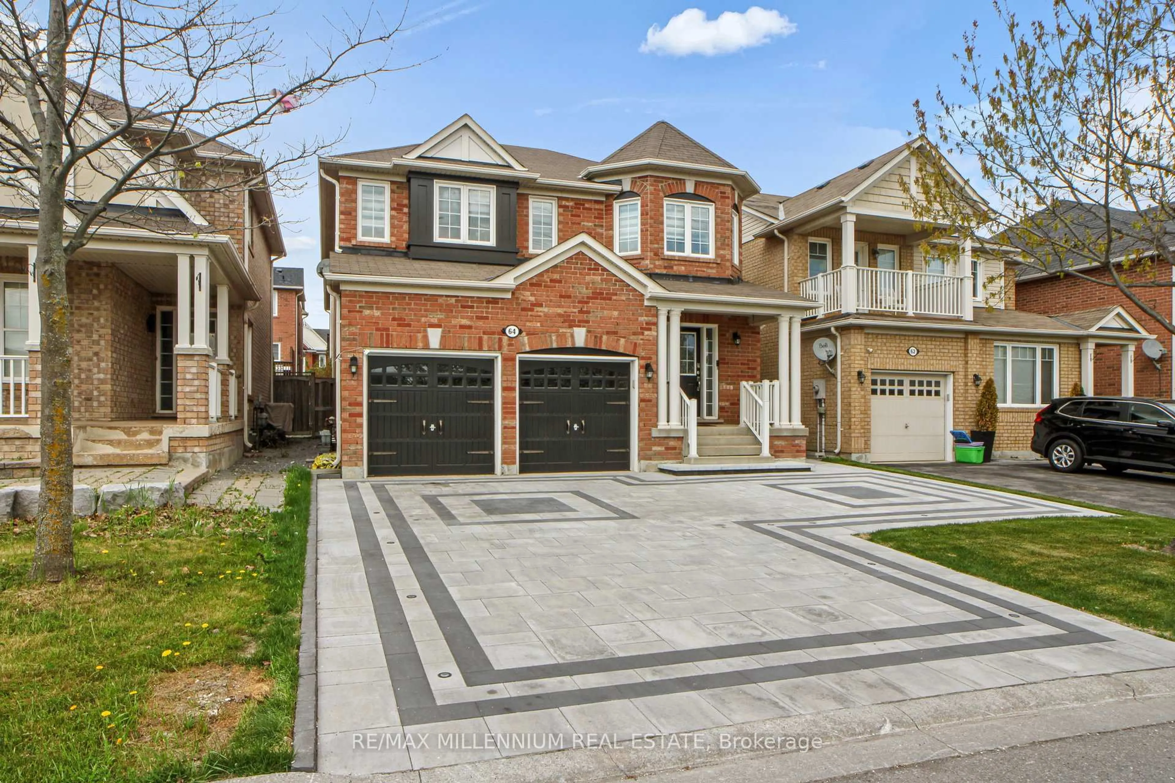 Home with brick exterior material, street for 64 Williamson Family Hllw, Newmarket Ontario L3X 3K2