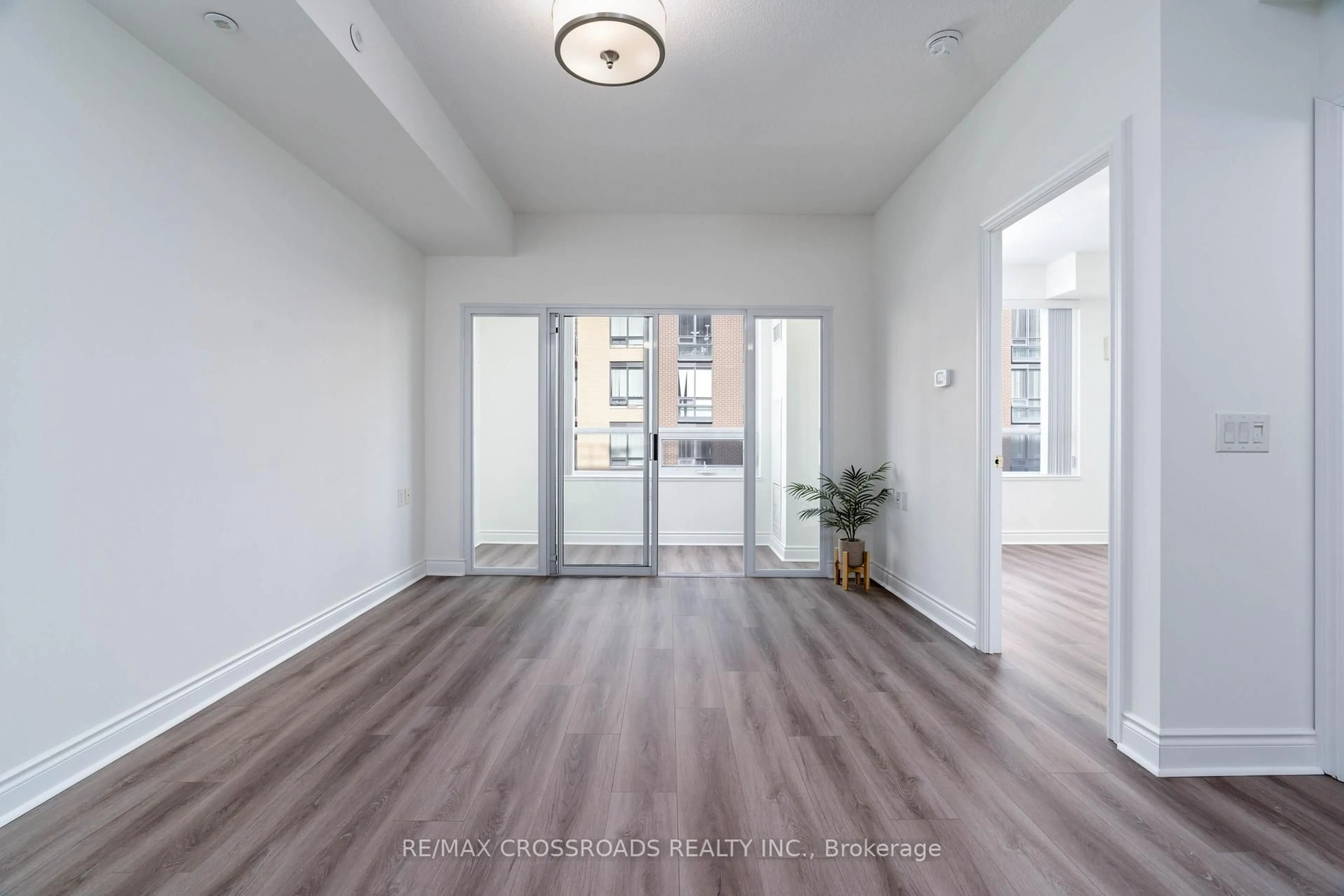 Indoor entryway for 1 Sun Yat Sen Ave #509, Markham Ontario L3R 5K9