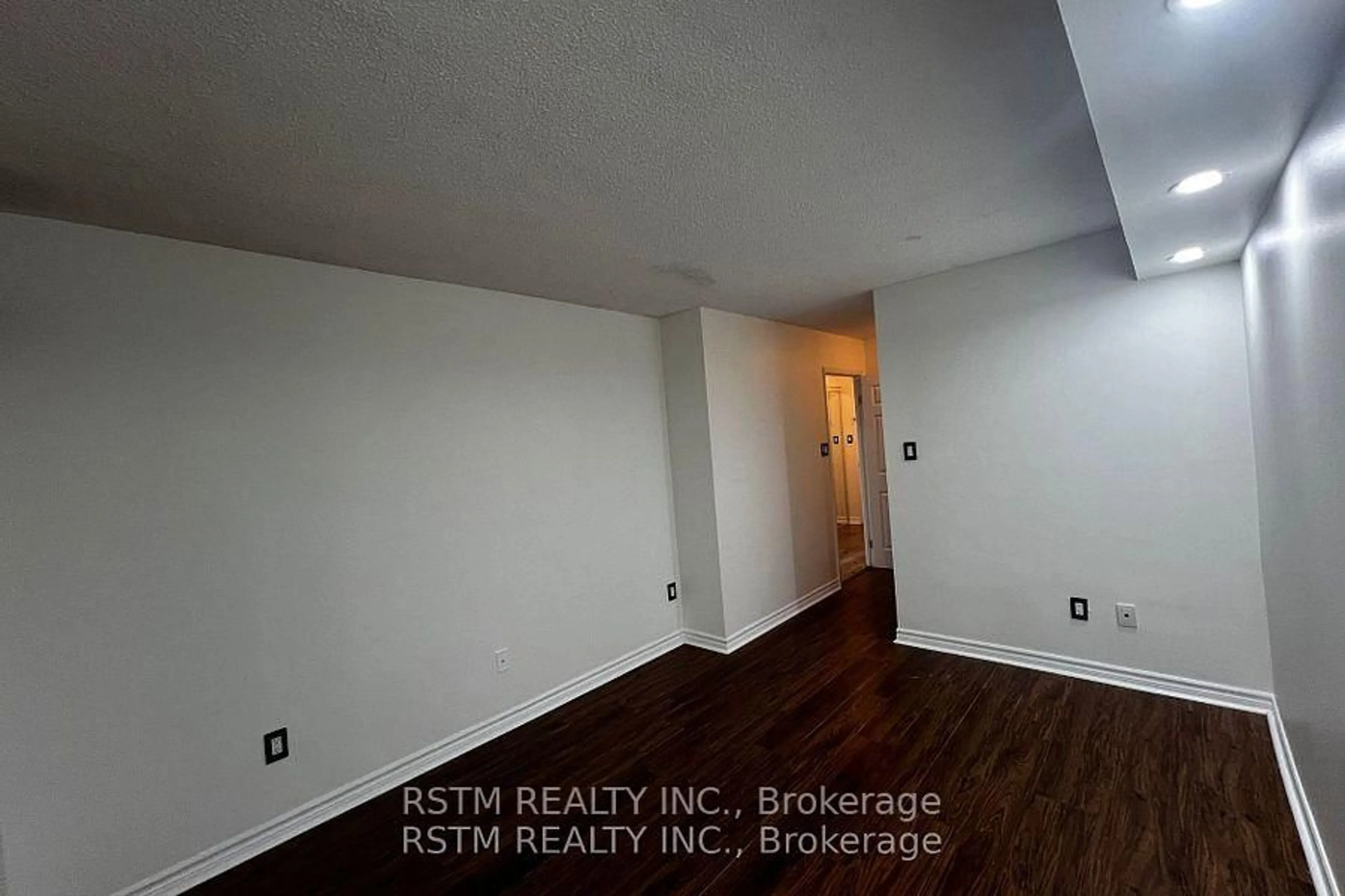 A pic of a room for 175 Cedar Ave #808, Richmond Hill Ontario L4C 9V3