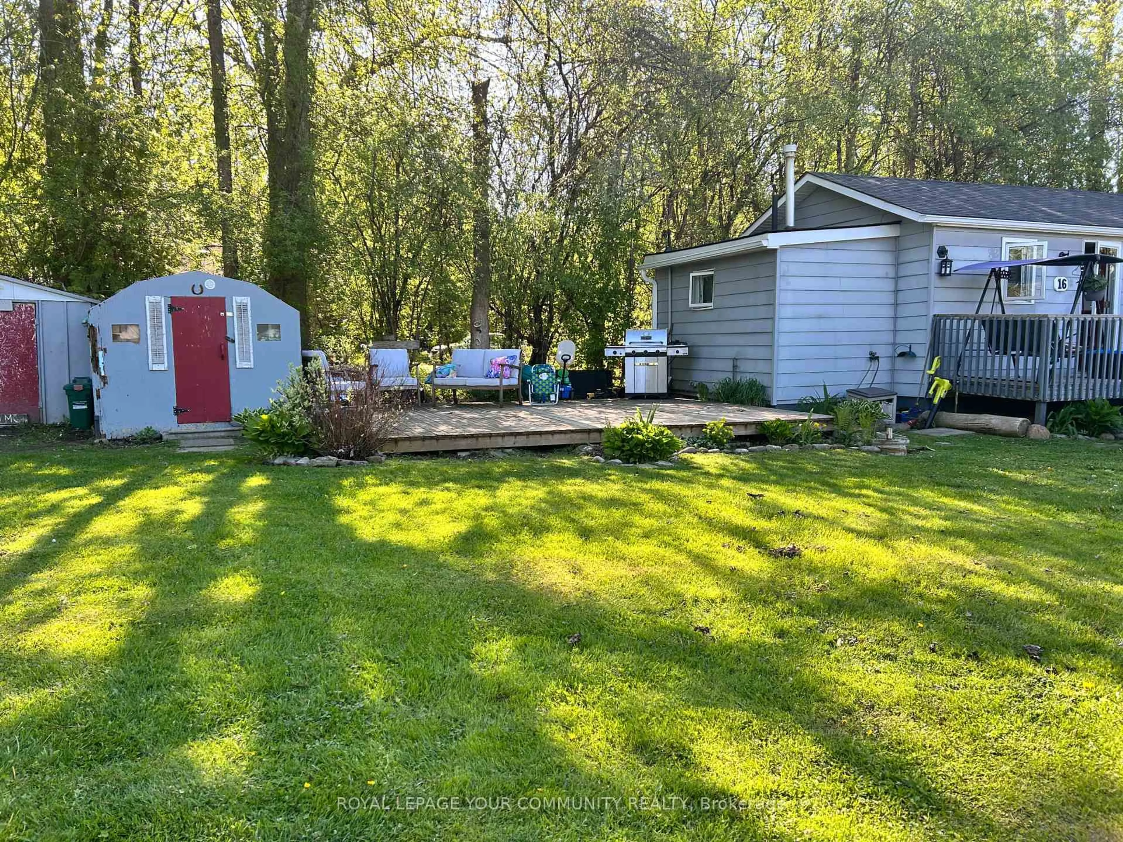 A pic from outside/outdoor area/front of a property/back of a property/a pic from drone, water/lake/river/ocean view for 16 Christidis Dr, Georgina Ontario L0E 1L0