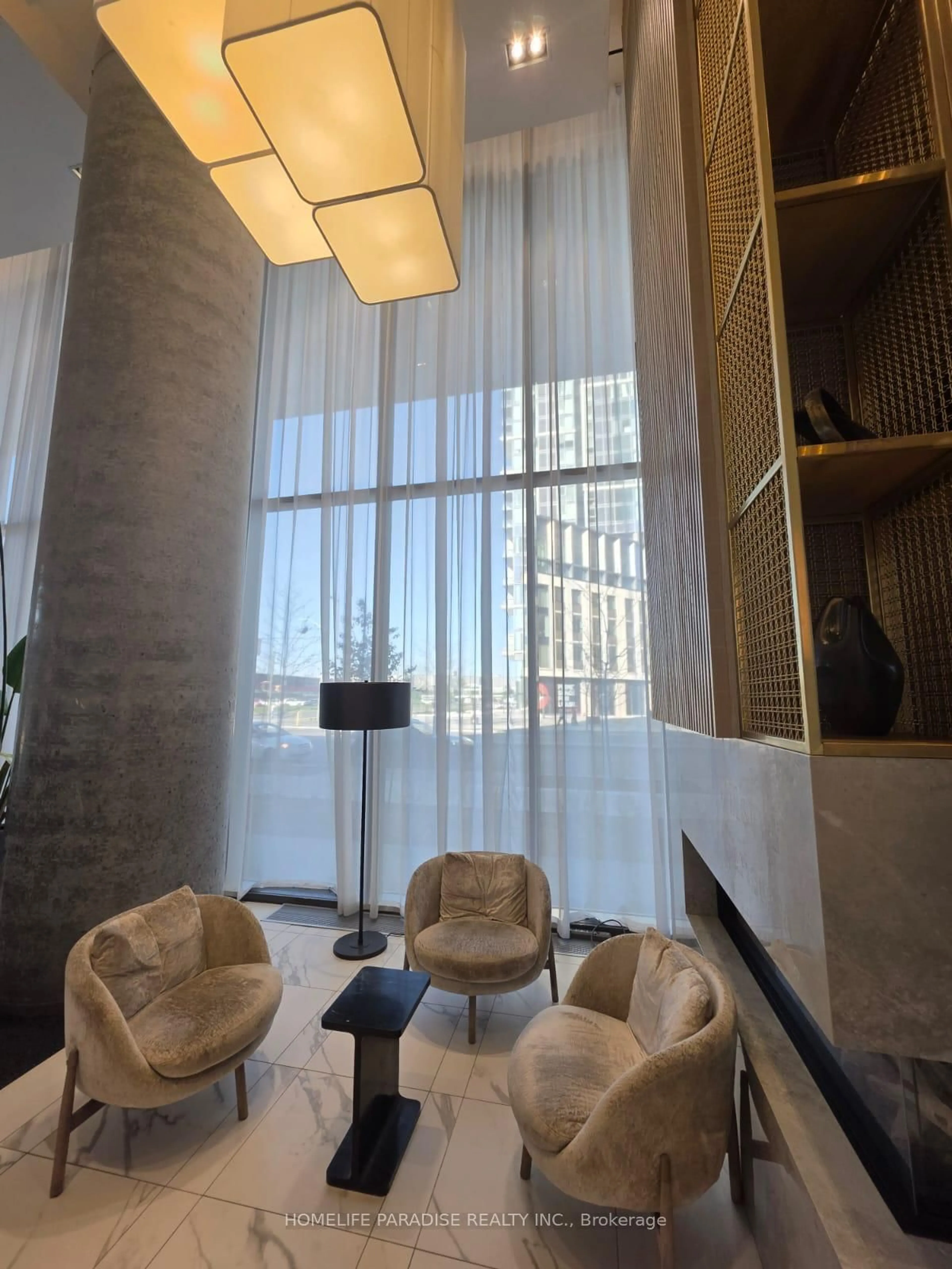 Lobby for 950 Portage Pkwy #812, Vaughan Ontario L4K 0J7
