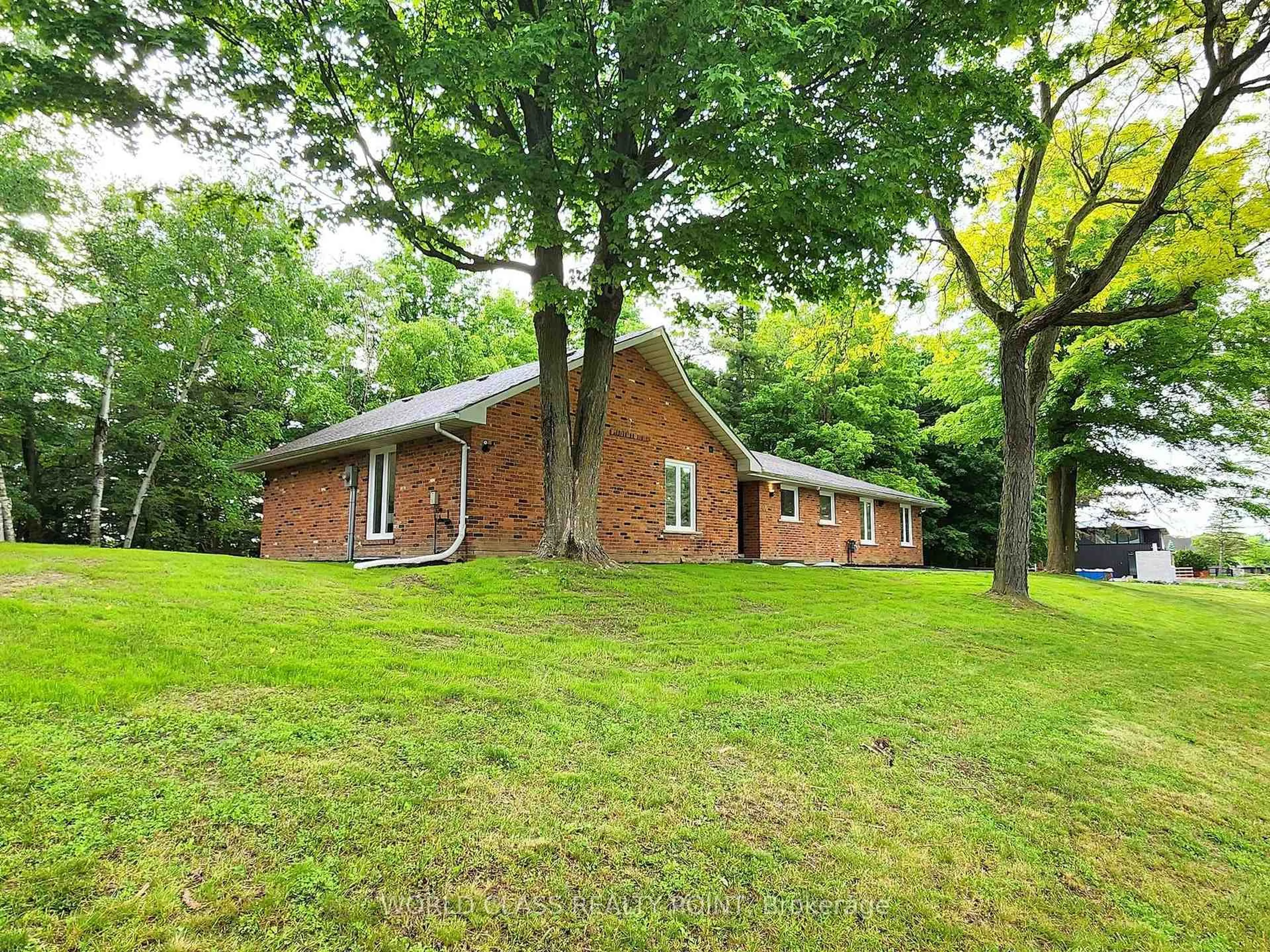 A pic from outside/outdoor area/front of a property/back of a property/a pic from drone, unknown for 60 Kleins Ridge Rd, Vaughan Ontario L0J 1C0