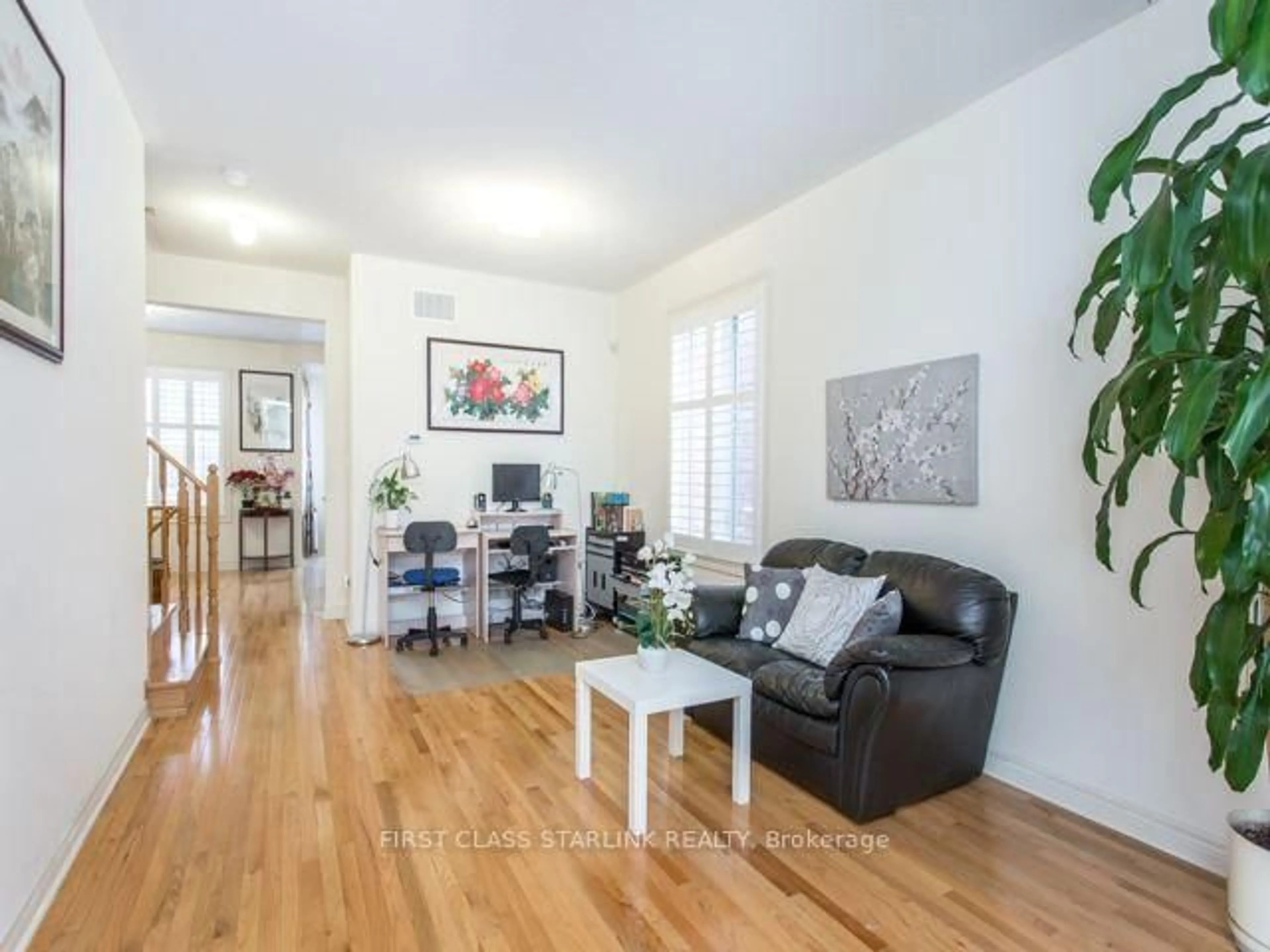 Living room with furniture, wood/laminate floor for 63 Aikenhead Ave, Richmond Hill Ontario L4S 0C4