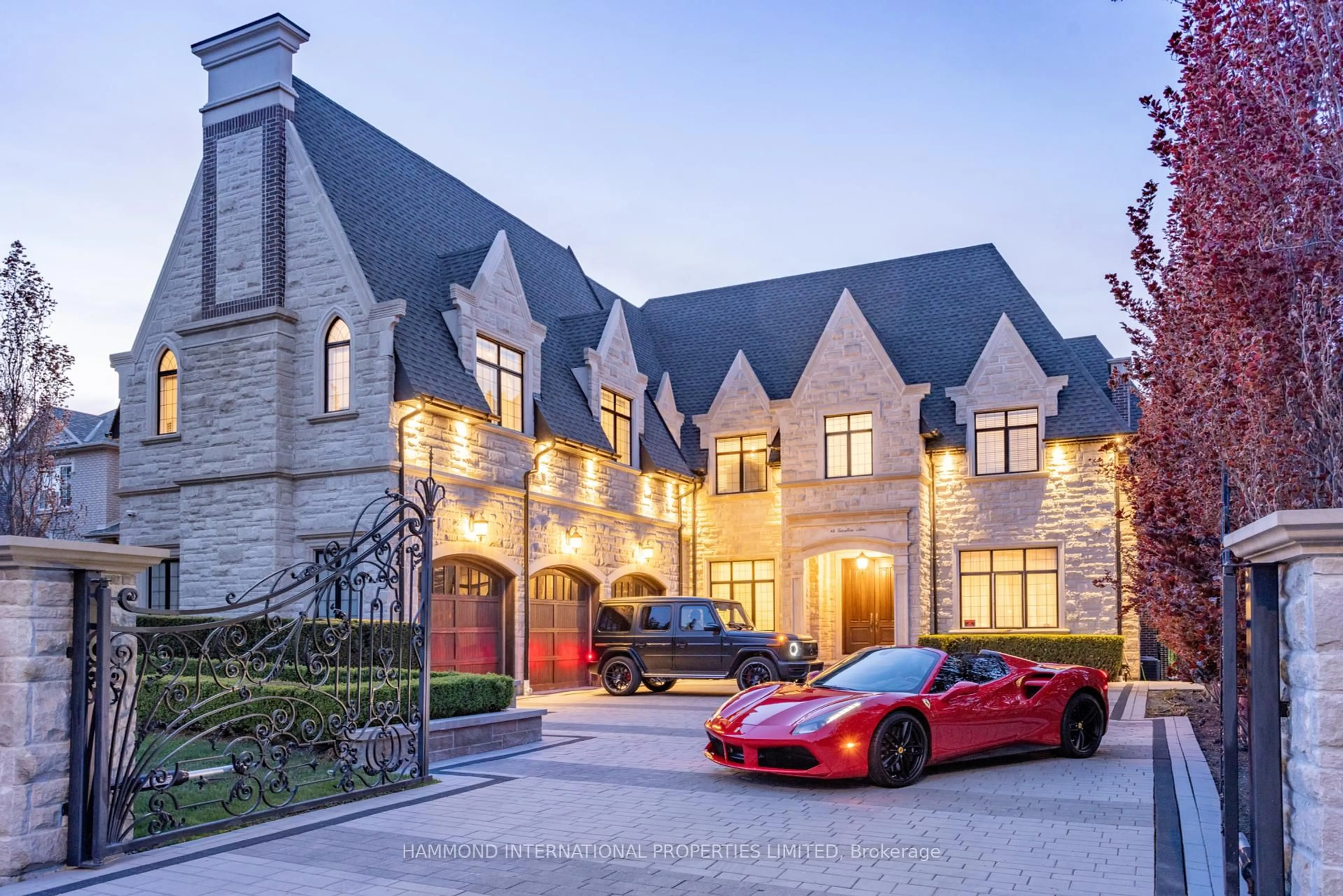 Unknown for 84 Garden Ave, Richmond Hill Ontario L4C 6M1