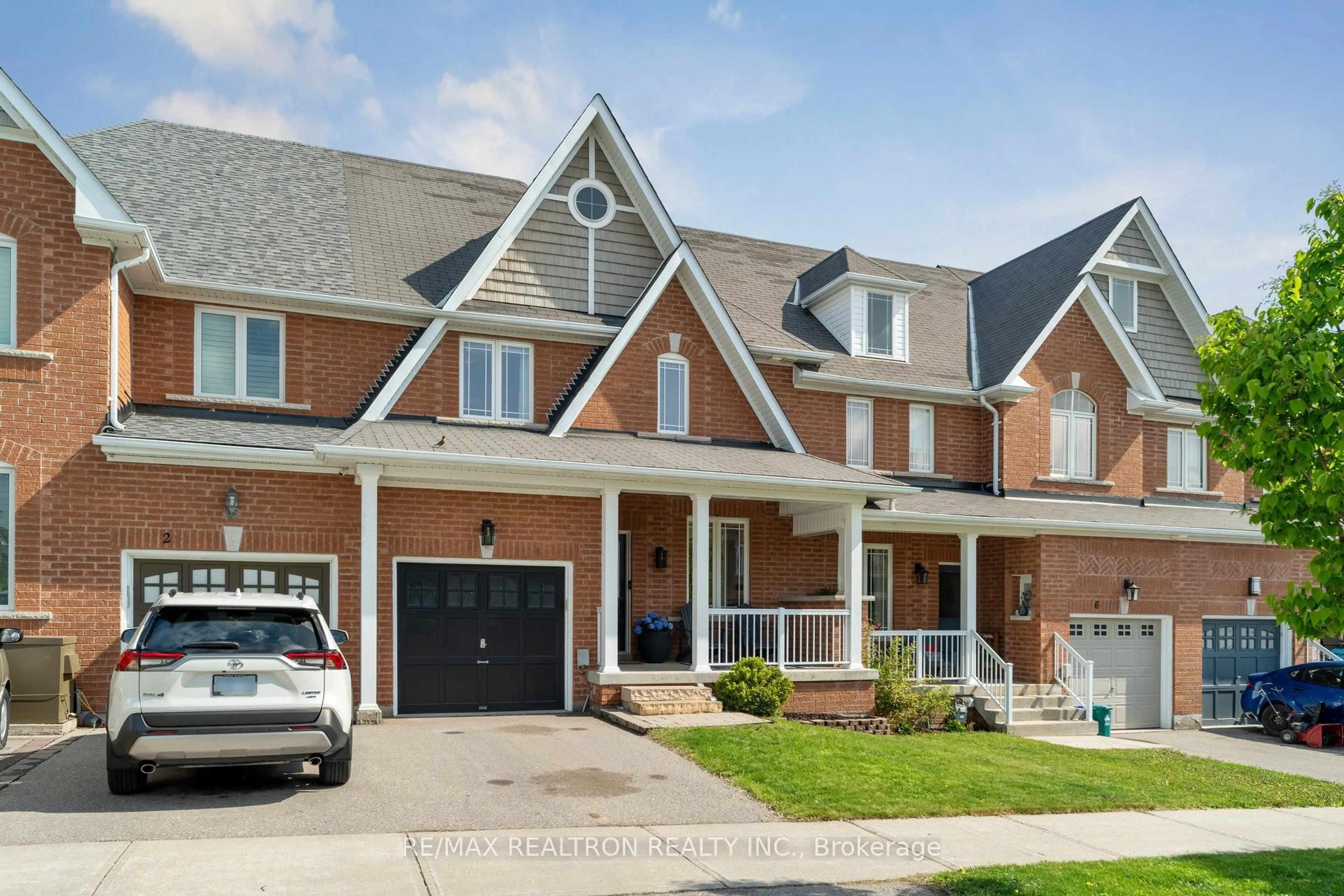 Home with brick exterior material, street for 4 Violet Ave, Georgina Ontario L4P 0C6