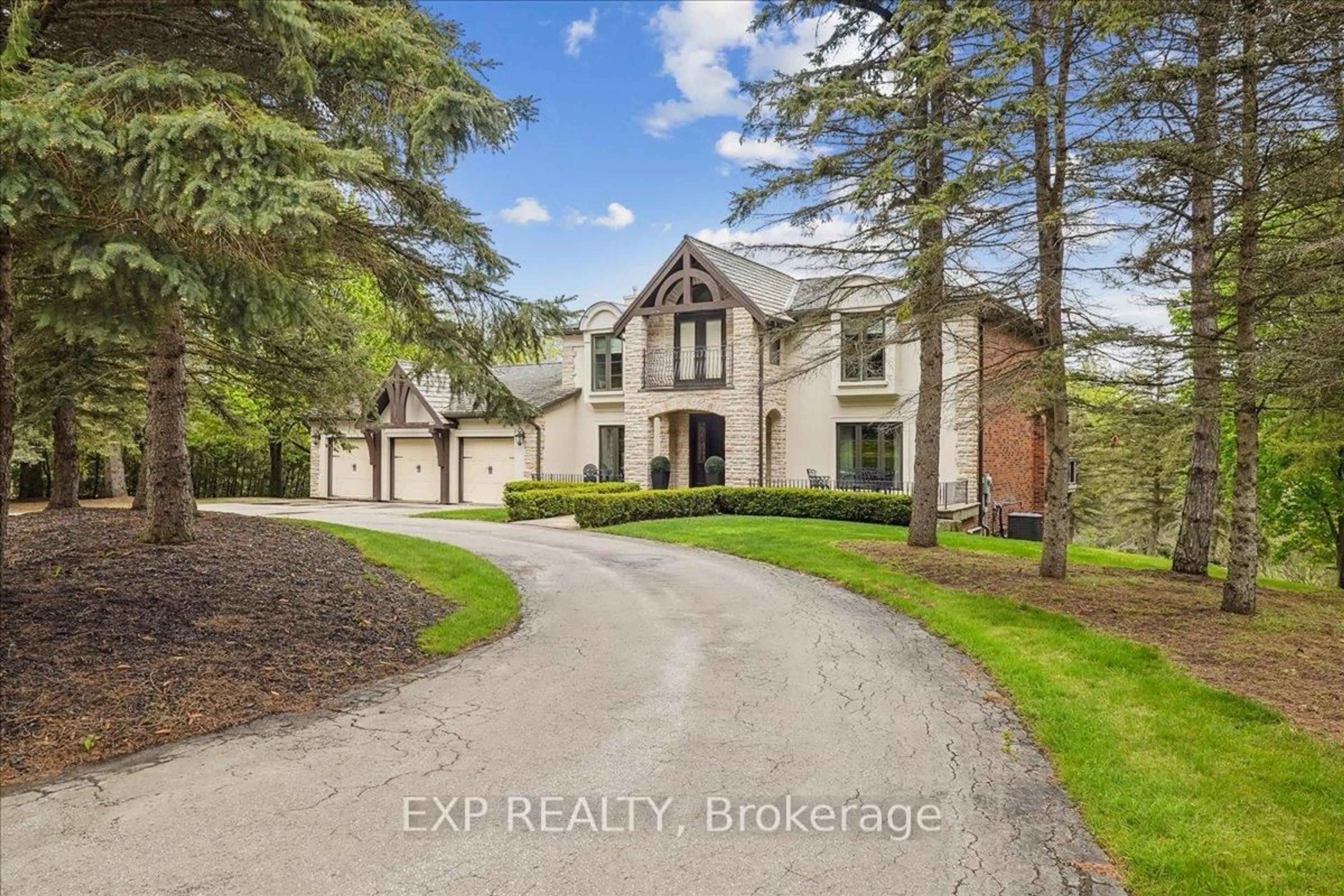 Unknown for 71 Manitou Dr, King Ontario L7B 1E7
