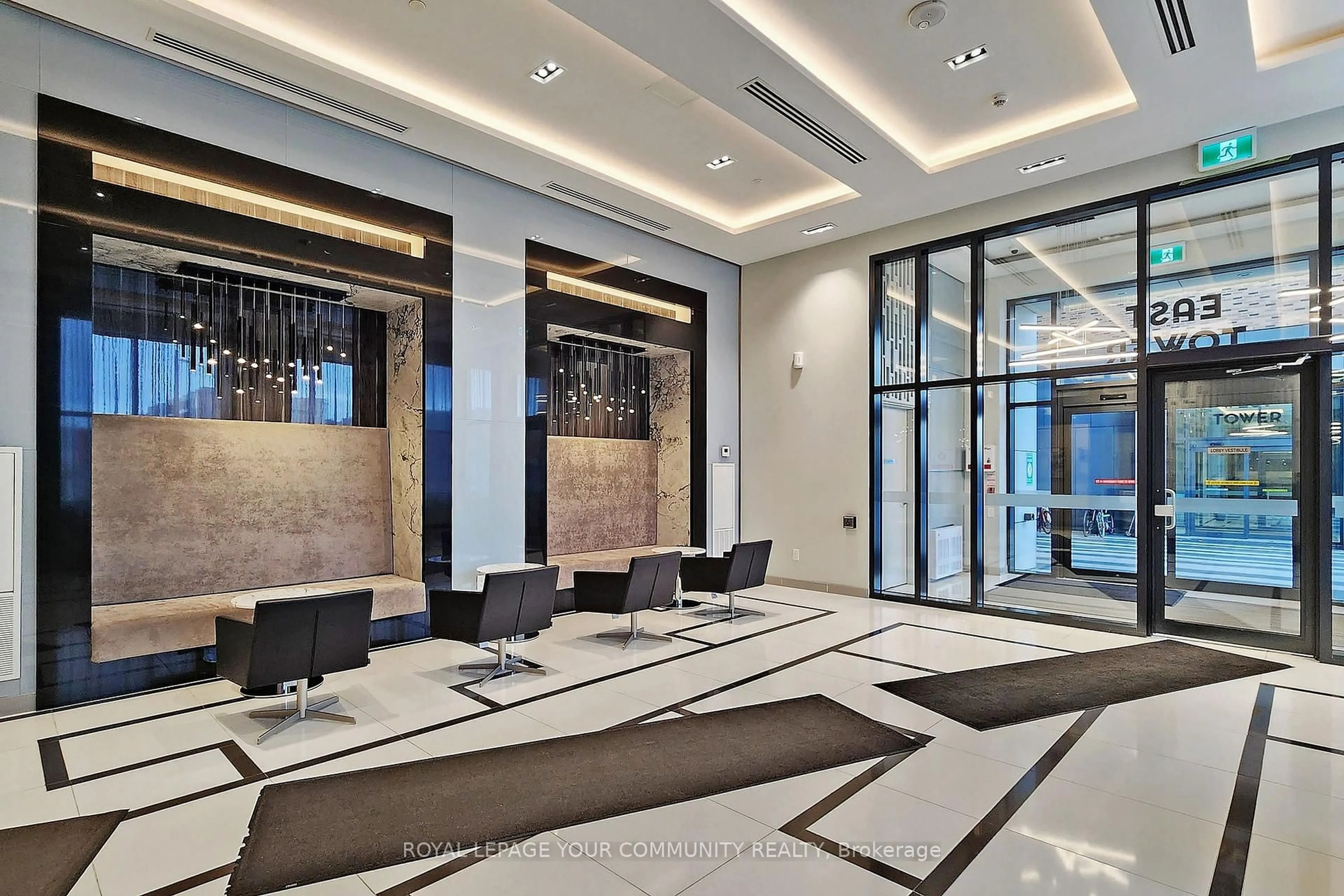 Lobby for 100 Eagle Rock Way #827, Vaughan Ontario L6A 5A7