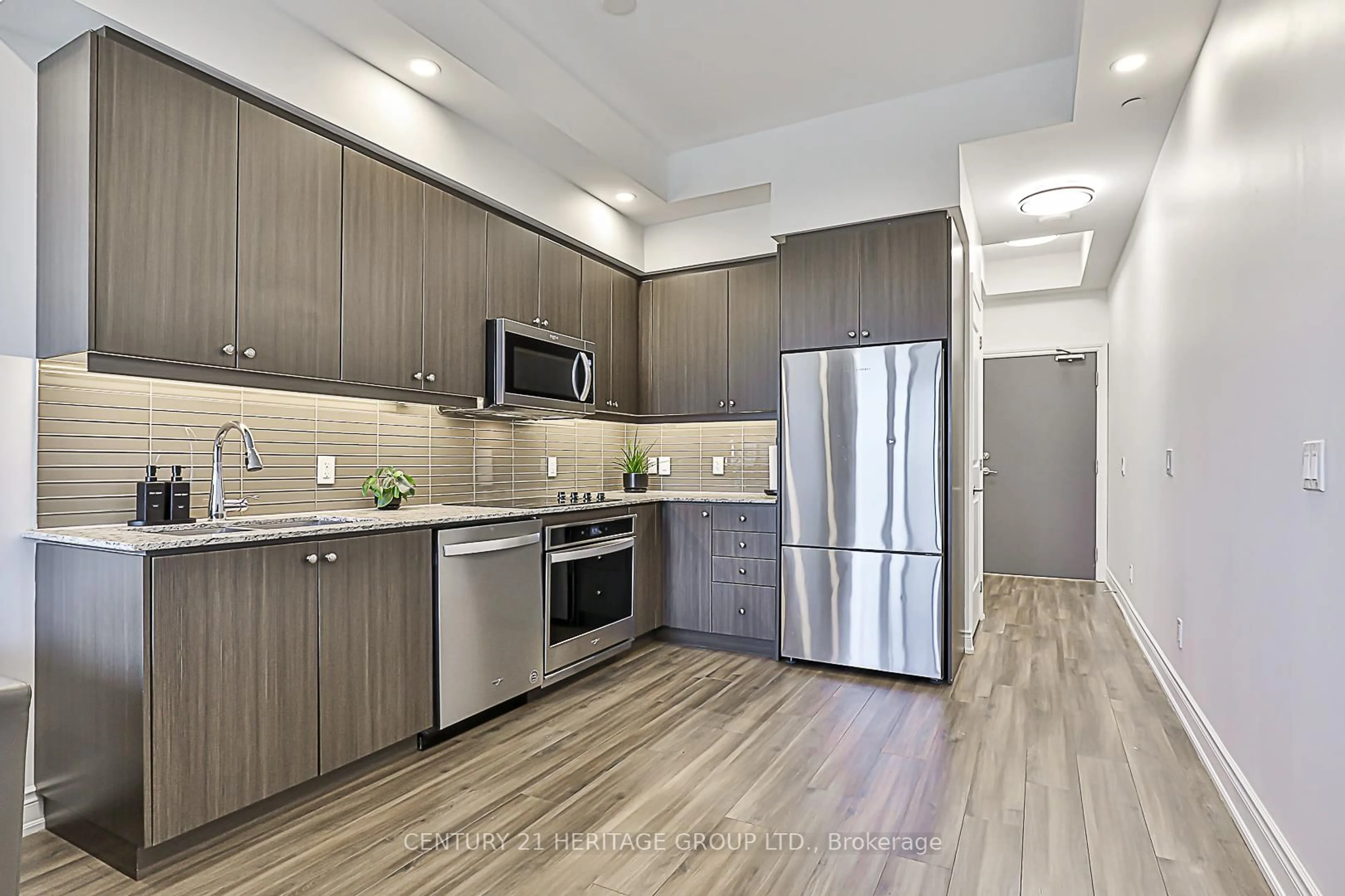 Unknown for 9618 Yonge St #603, Richmond Hill Ontario L4C 0X5
