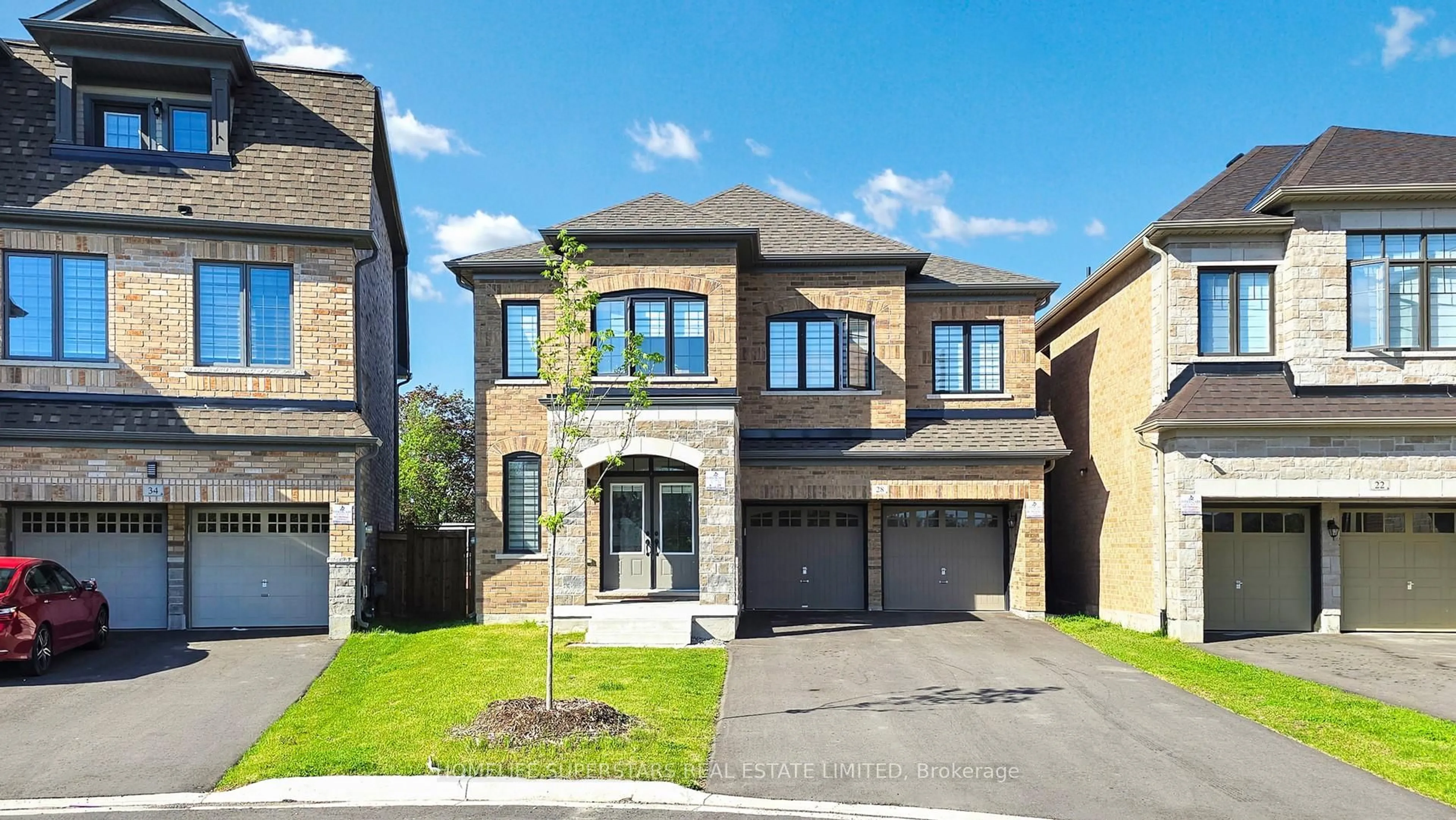Home with brick exterior material, street for 28 Great Railway Crt, Vaughan Ontario L4H 3N5