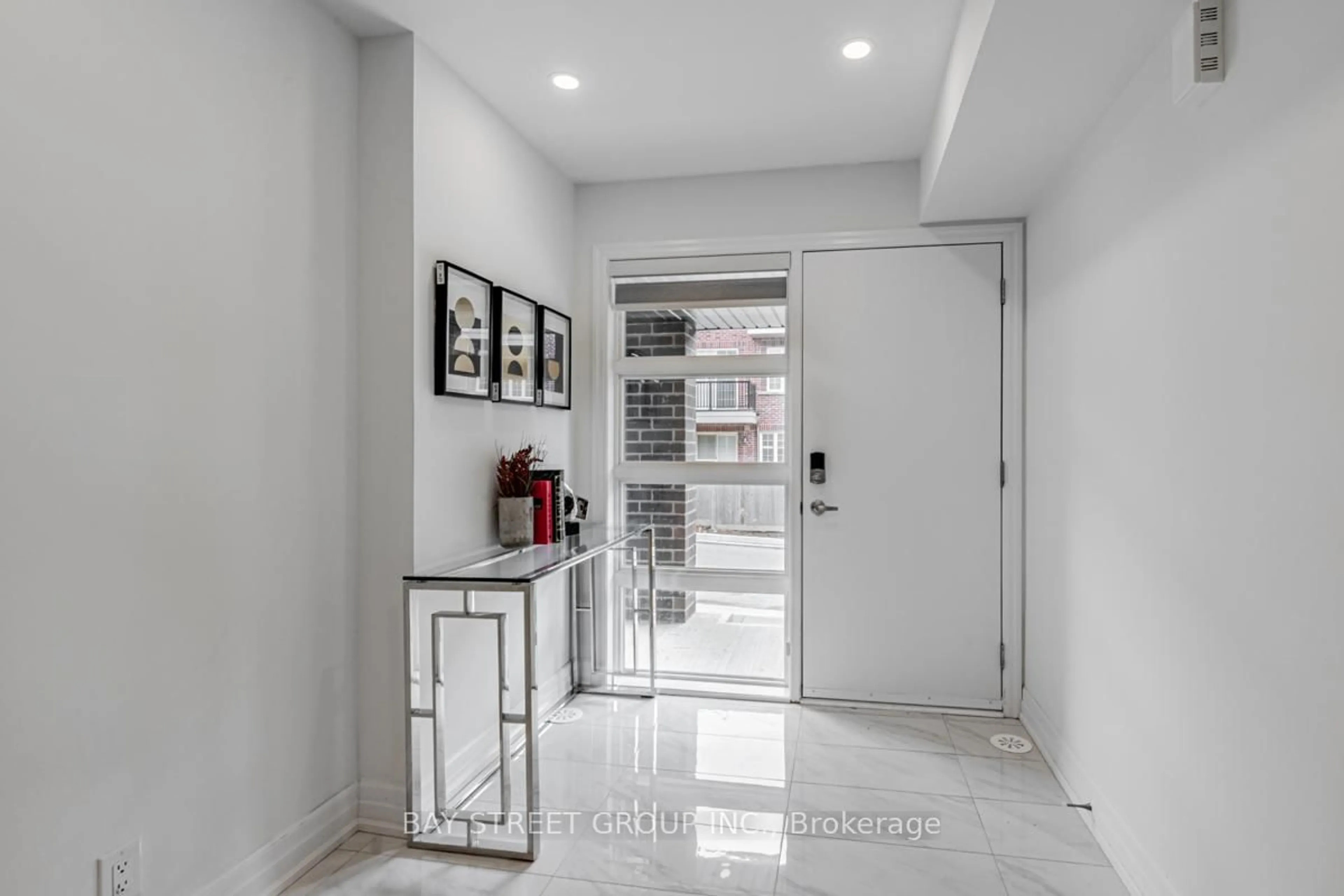 Indoor foyer for 22 Herman Gilroy Lane, Markham Ontario L6C 3L7