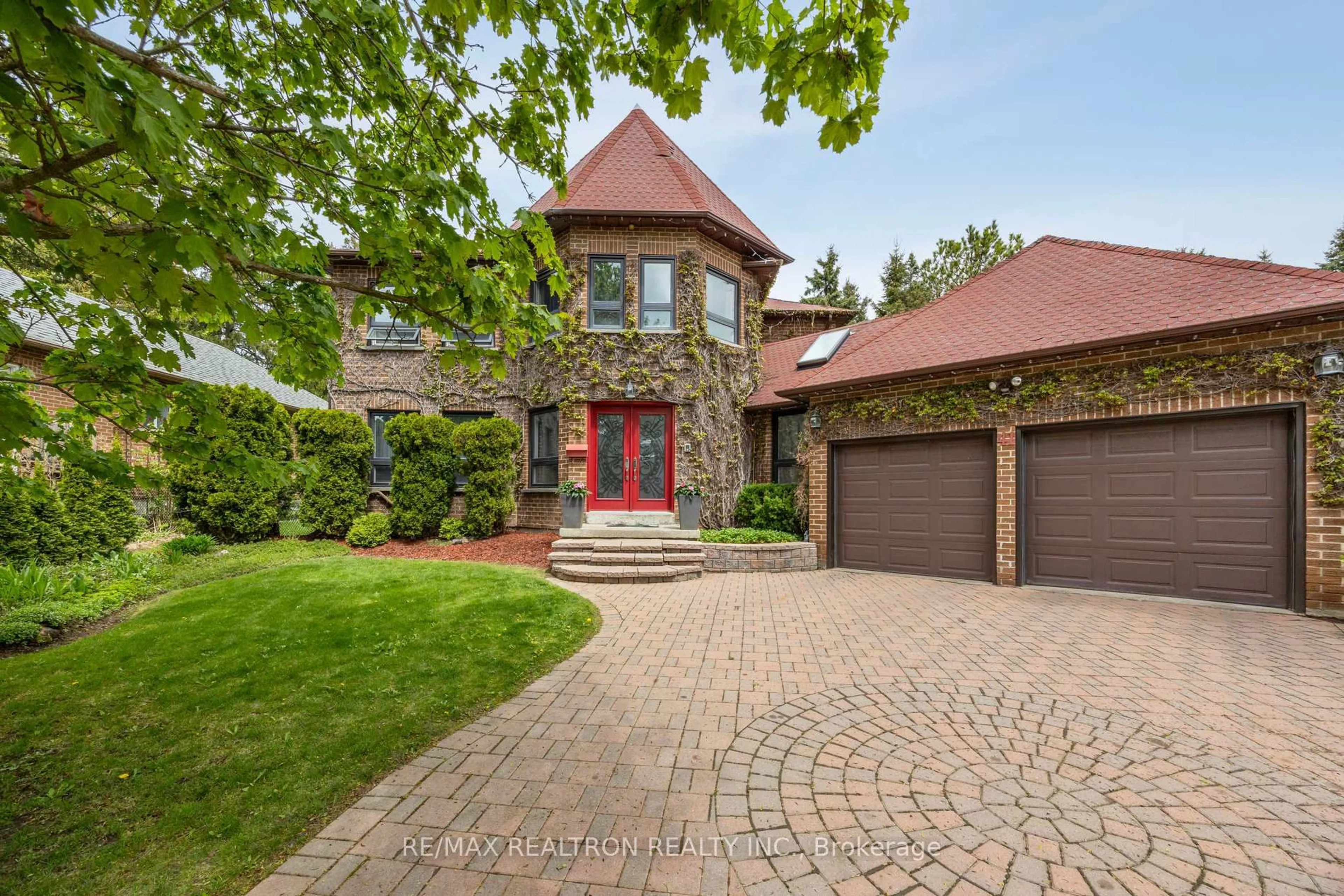 Home with brick exterior material, street for 41 Bloomfield Tr, Richmond Hill Ontario L4E 2K5