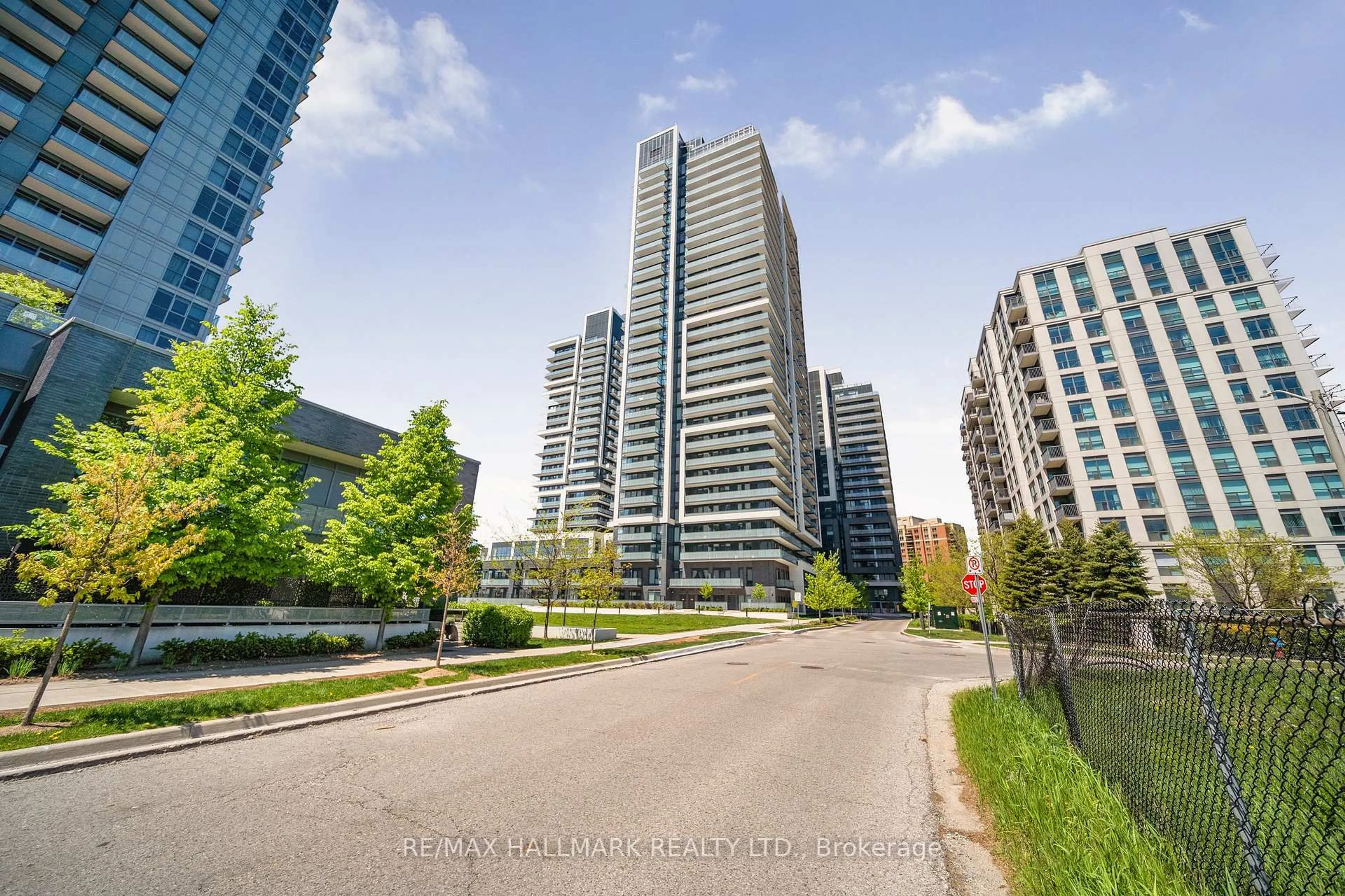 Unknown for 105 Oneida Cres #1911, Richmond Hill Ontario L4B 0H6