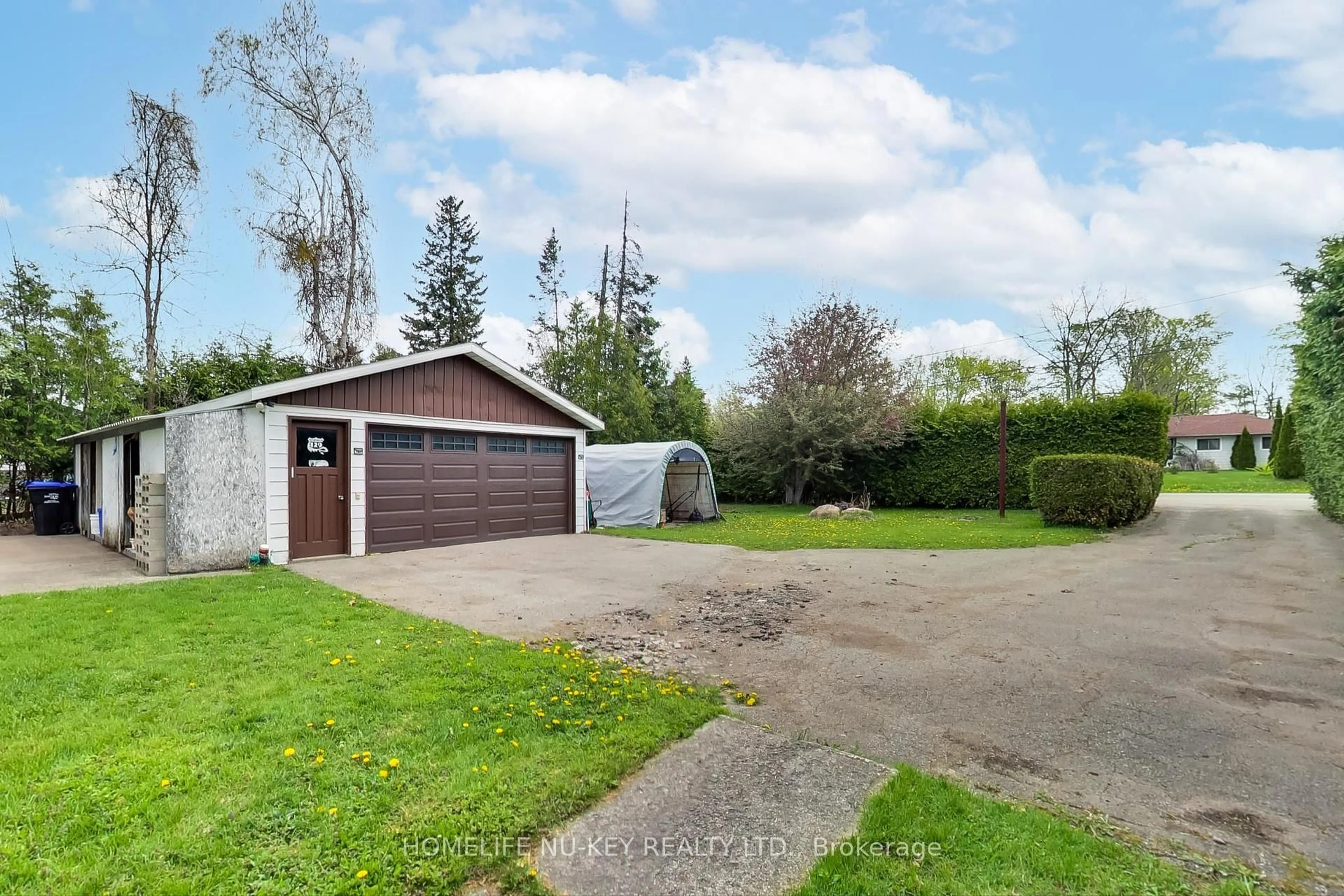 Unknown for 2242 Mildred Ave, Innisfil Ontario L9S 2B8