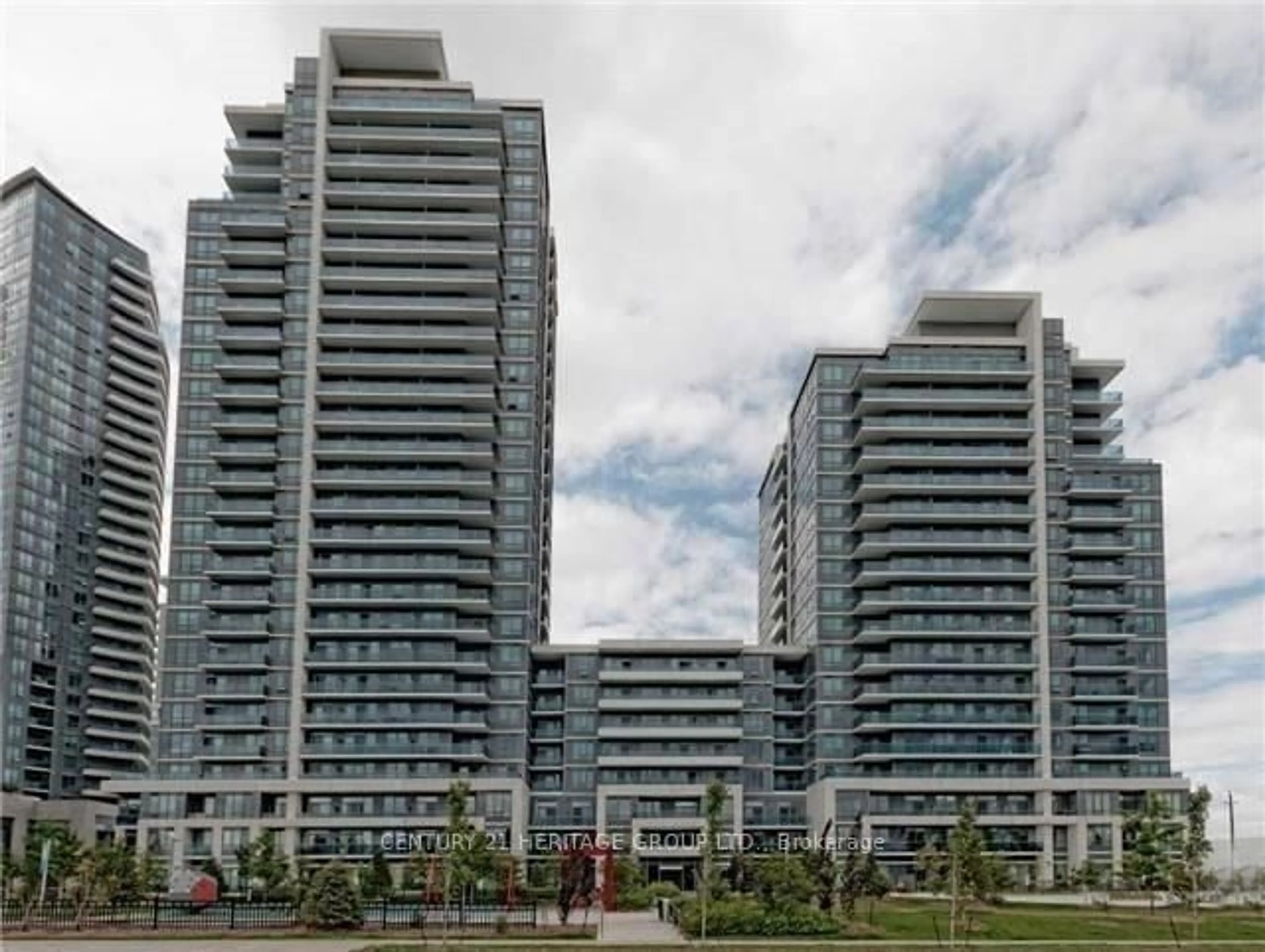 Unknown for 7167 Yonge St #721, Markham Ontario L3T 0E1