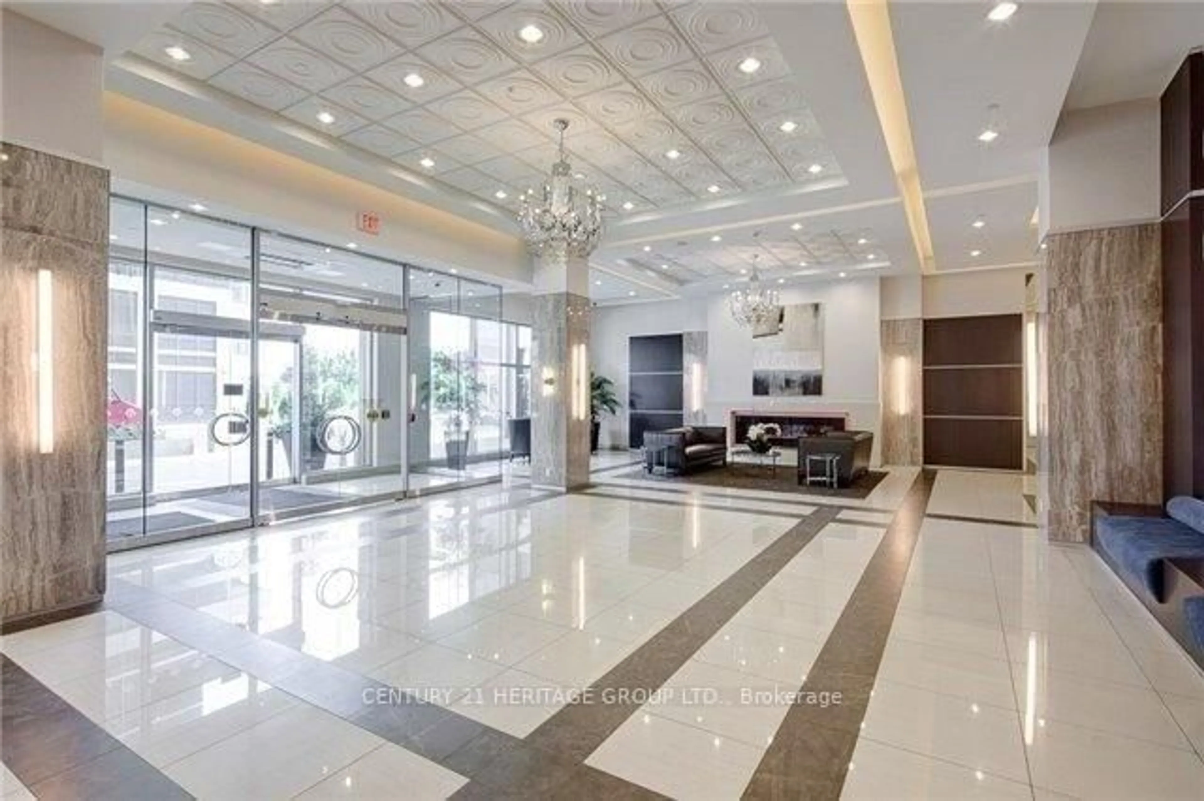 Lobby for 7167 Yonge St #721, Markham Ontario L3T 0E1