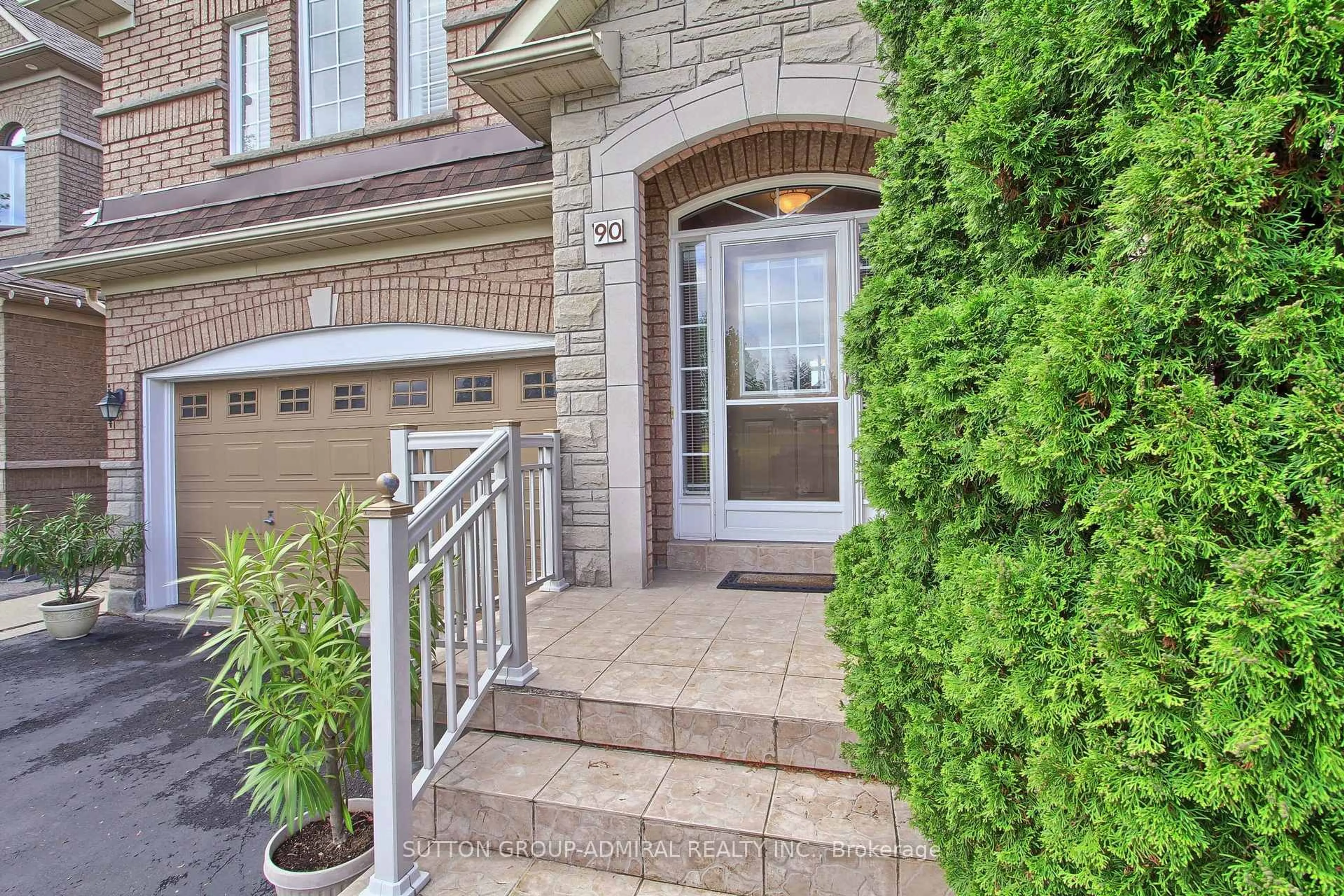 Unknown for 90 Guery Cres, Vaughan Ontario L4L 9P5