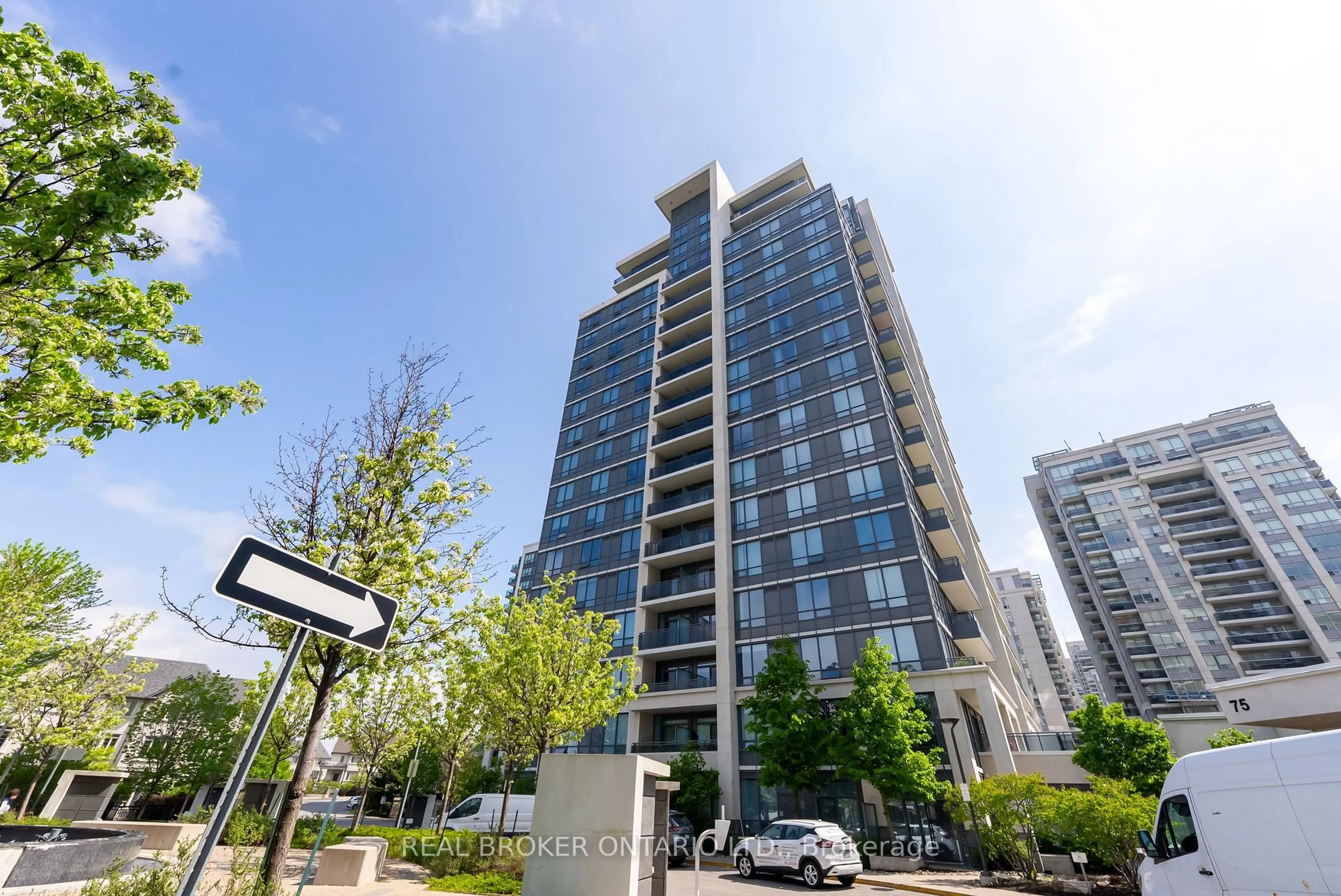 Unknown for 75 North Park Rd #809, Vaughan Ontario L4J 0H8