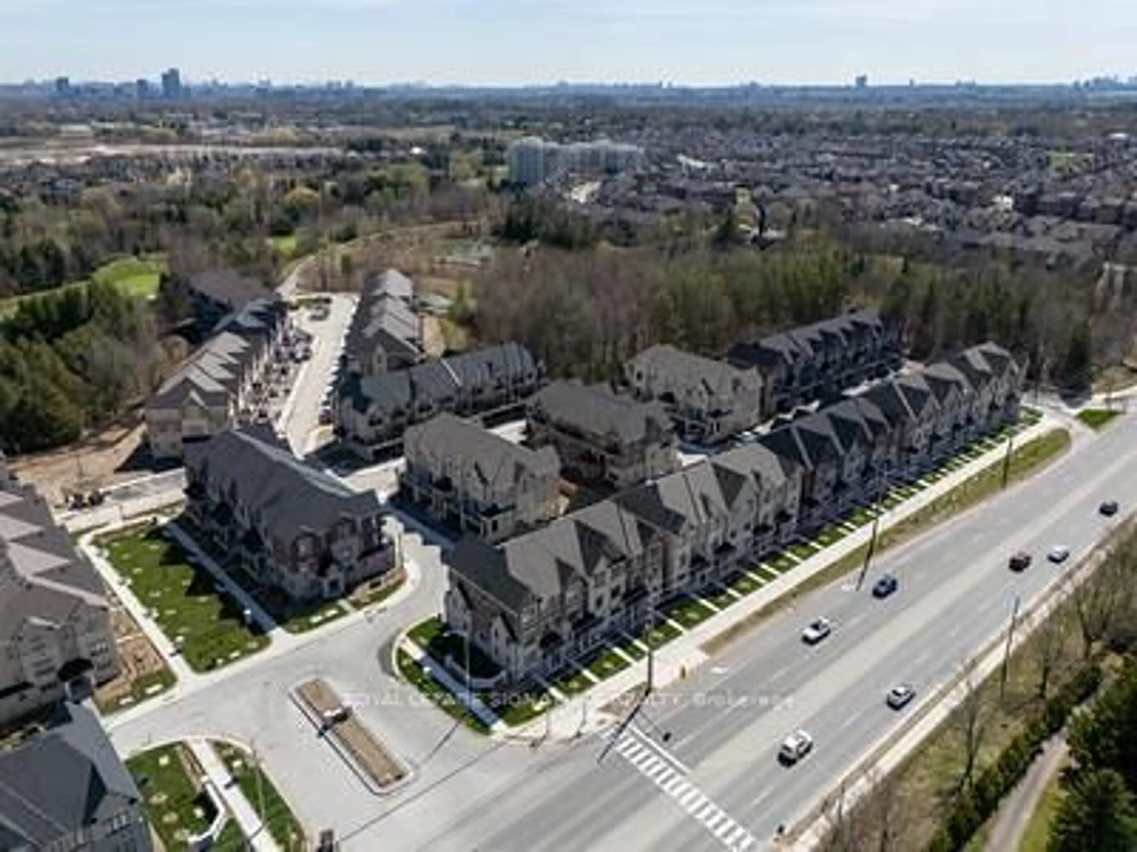 A pic from outside/outdoor area/front of a property/back of a property/a pic from drone, street for 4159 Major Mackenzie Dr, Markham Ontario L6C 3L5