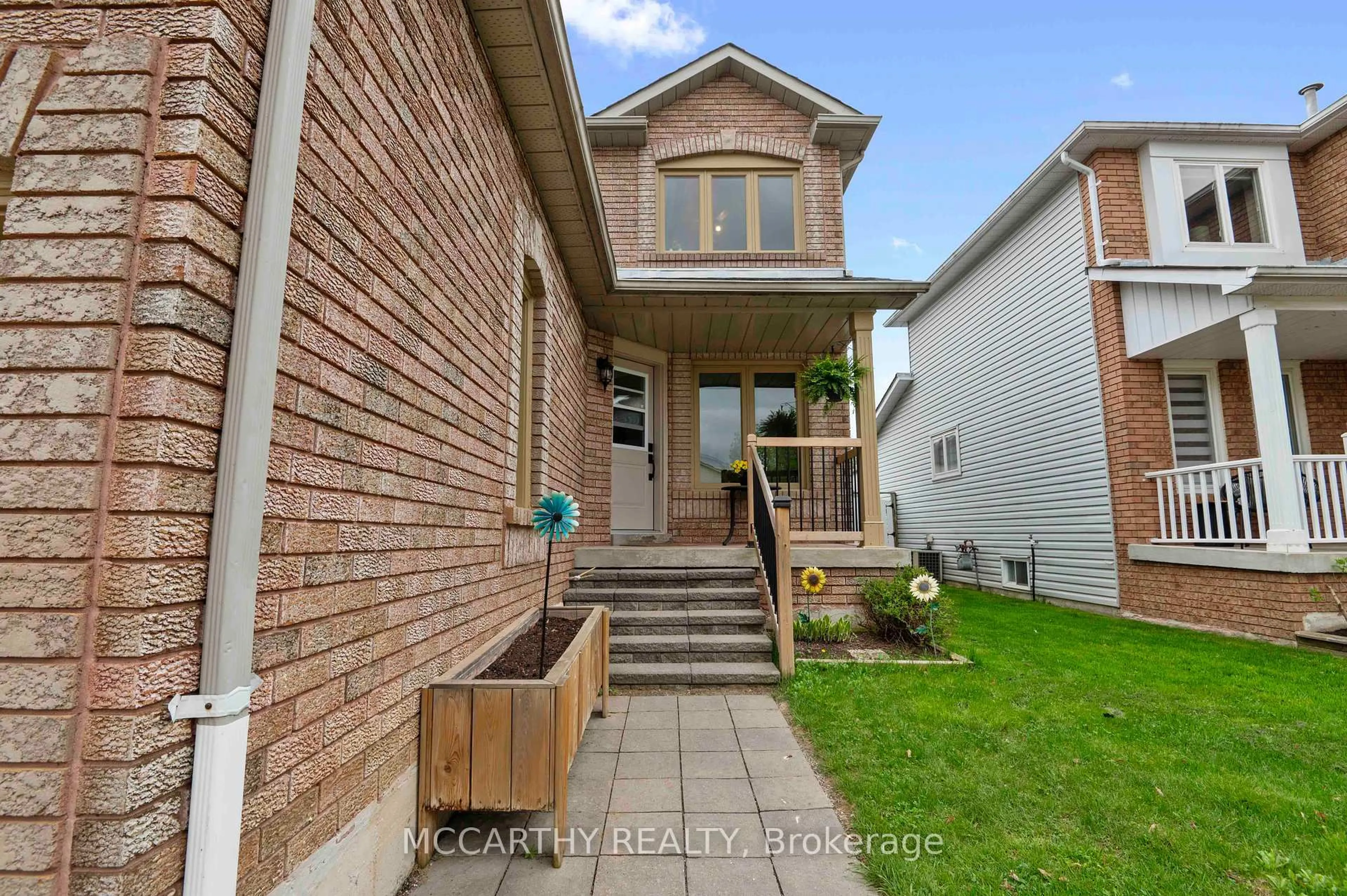 Home with brick exterior material, street for 34 Corrie Cres, Essa Ontario L3W 0J9