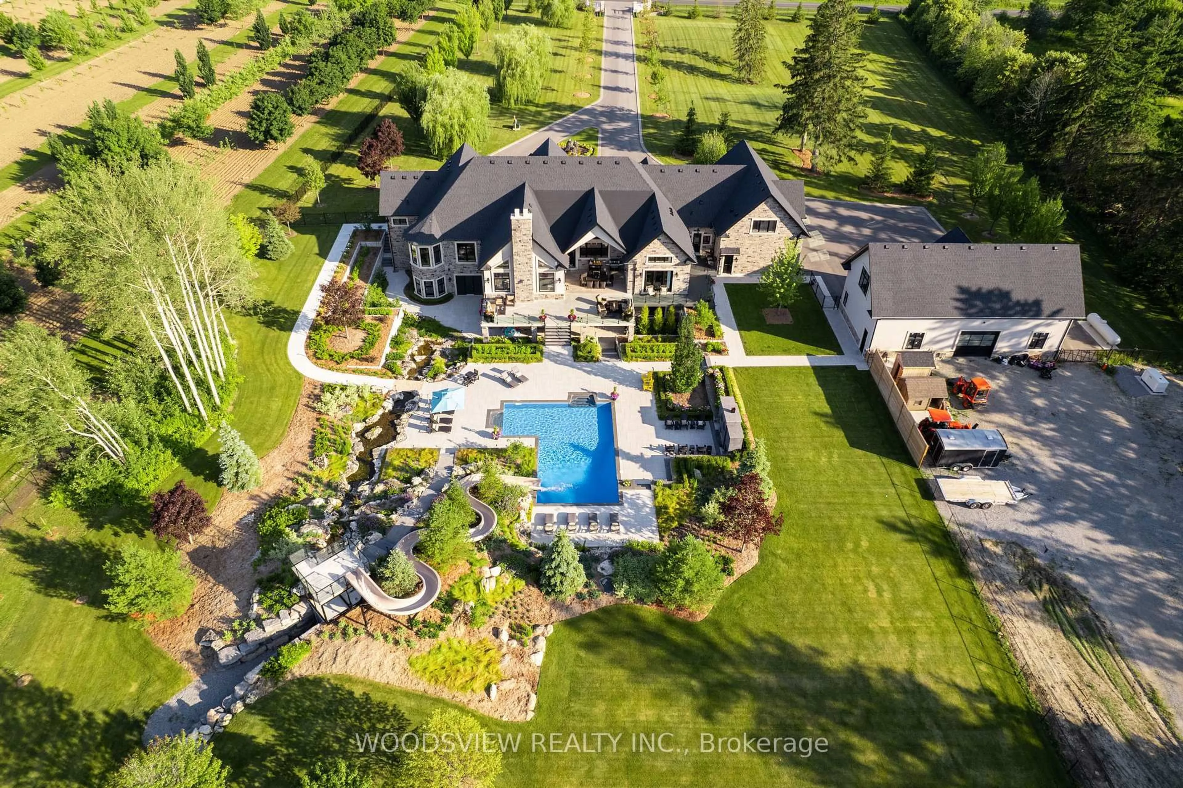 A pic from outside/outdoor area/front of a property/back of a property/a pic from drone, water/lake/river/ocean view for 6468 Bethesda Rd, Whitchurch-Stouffville Ontario L4A 3A7